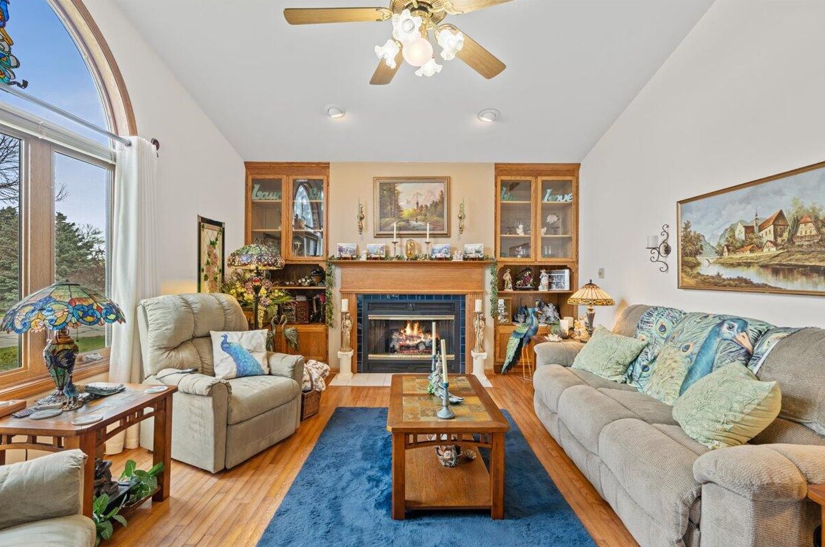 2403 Poch Ave, Plymouth, WI 53073-4916