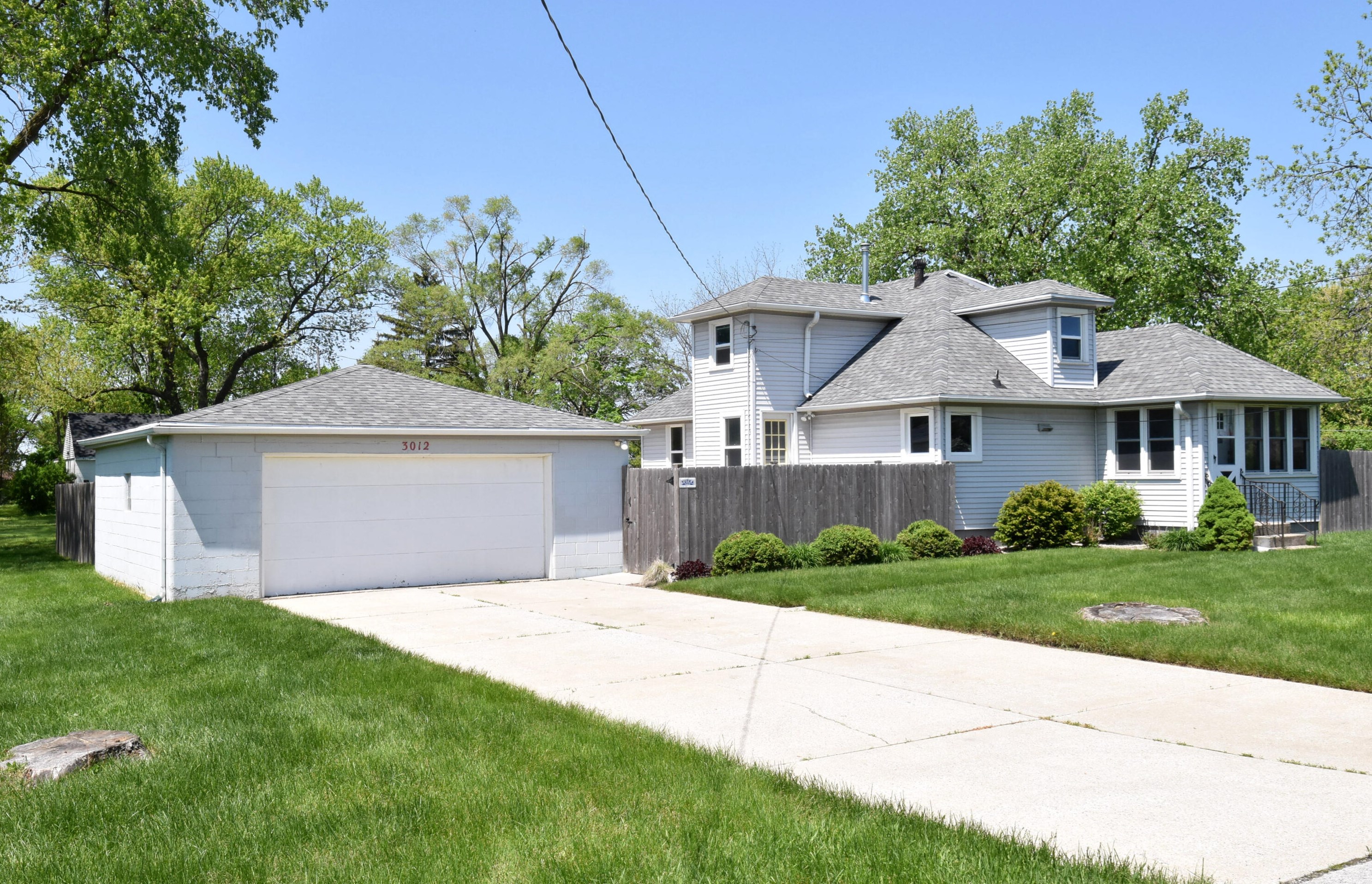 3012 Cozy Acres Rd, Racine, WI 53406
