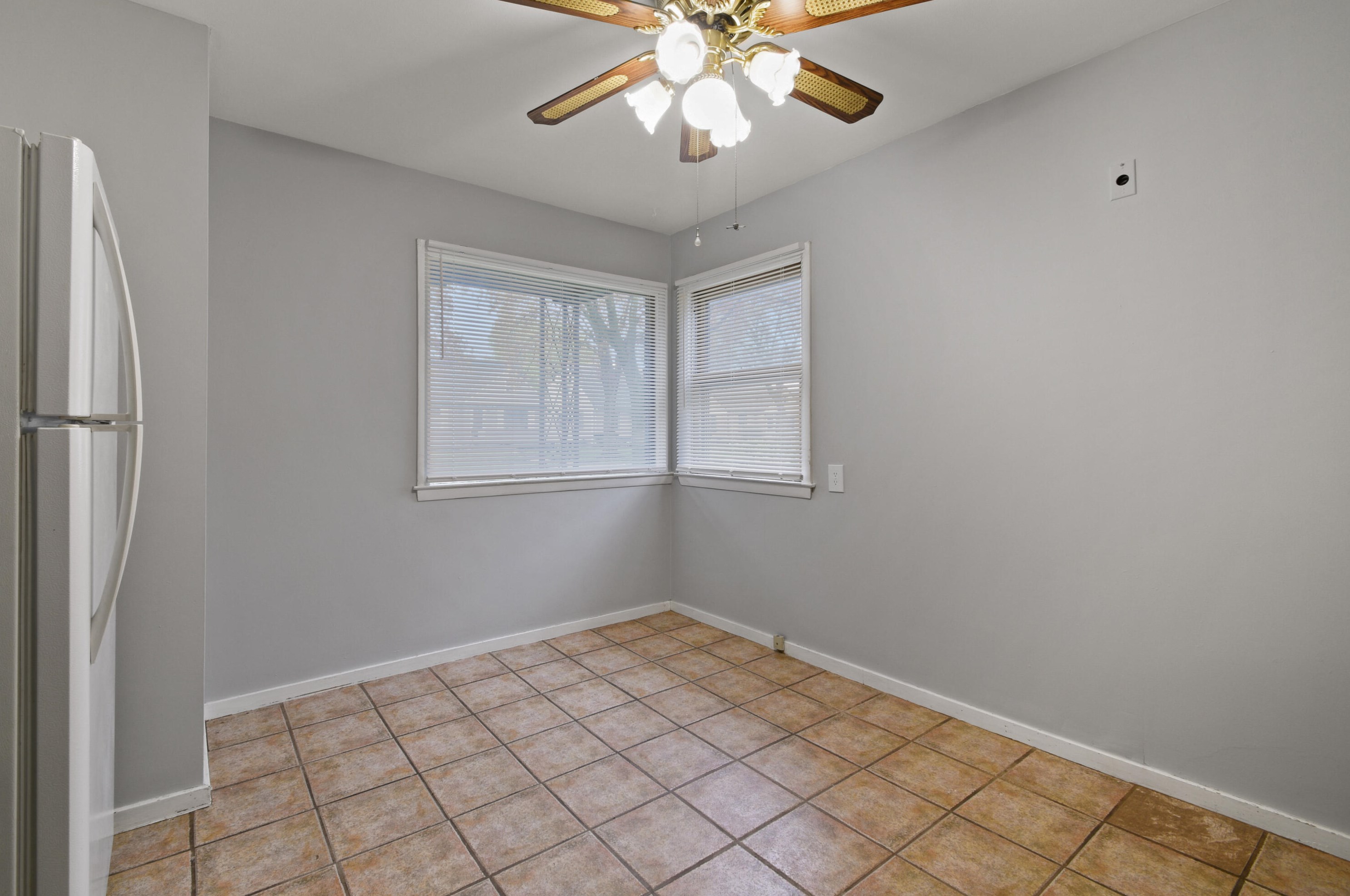 3841 81st St, Milwaukee WI  53222-2929 exterior