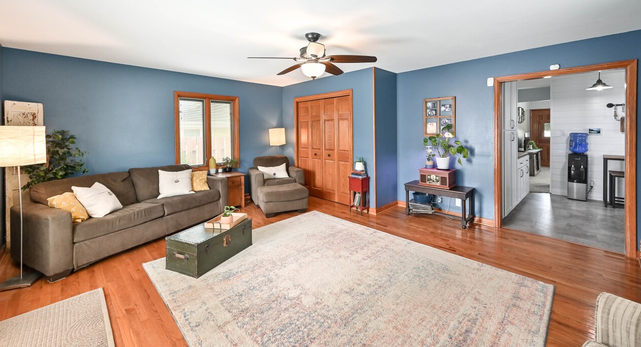 10513 Caldwell Ave, Milwaukee WI  53225-3259 exterior