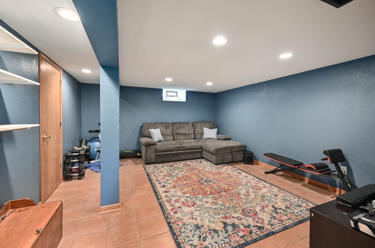 10513 Caldwell Ave, Milwaukee WI  53225-3259 exterior