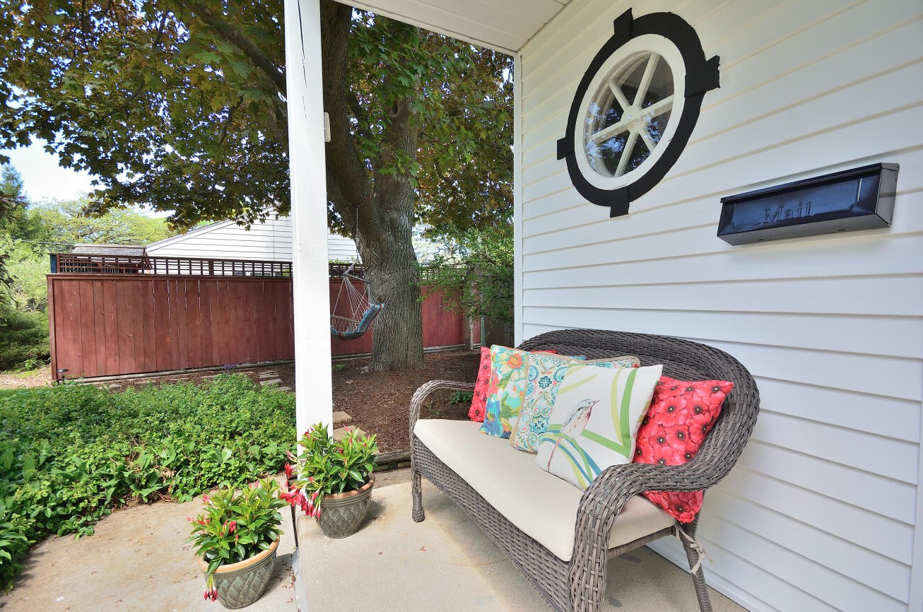 1100 Summit Ave, Waukesha, WI 53188-2948