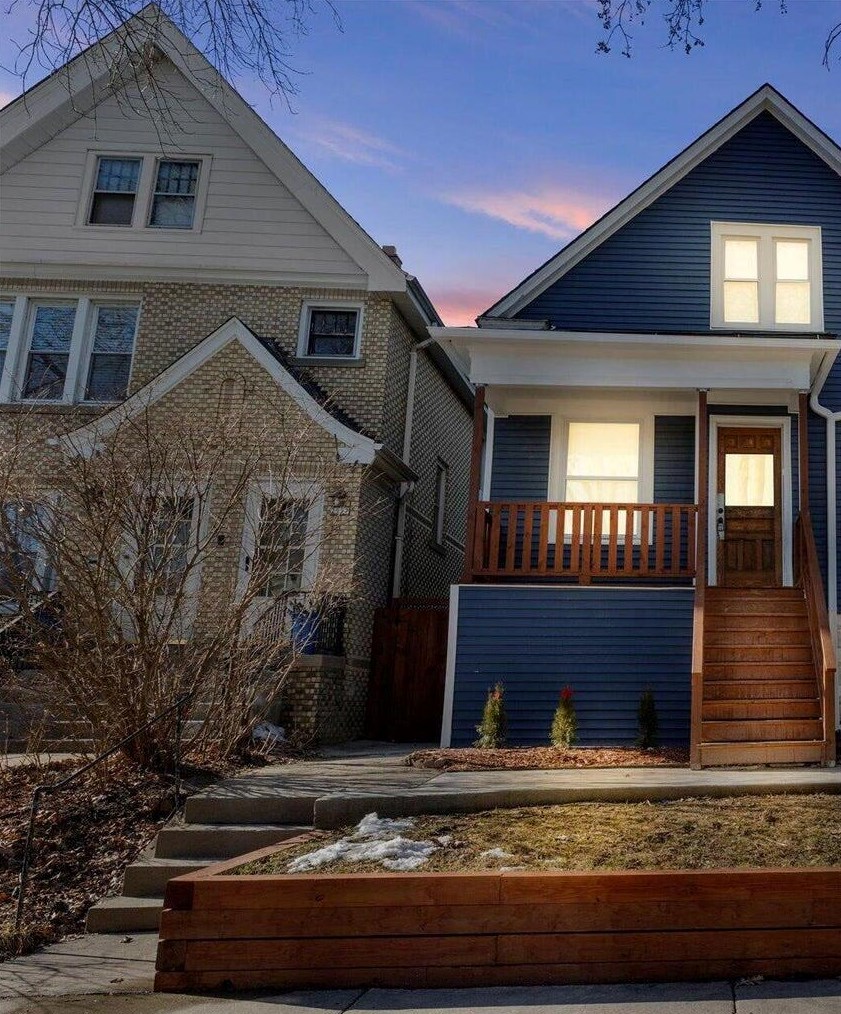 2953 11 St, Milwaukee WI 53215-3813 exterior