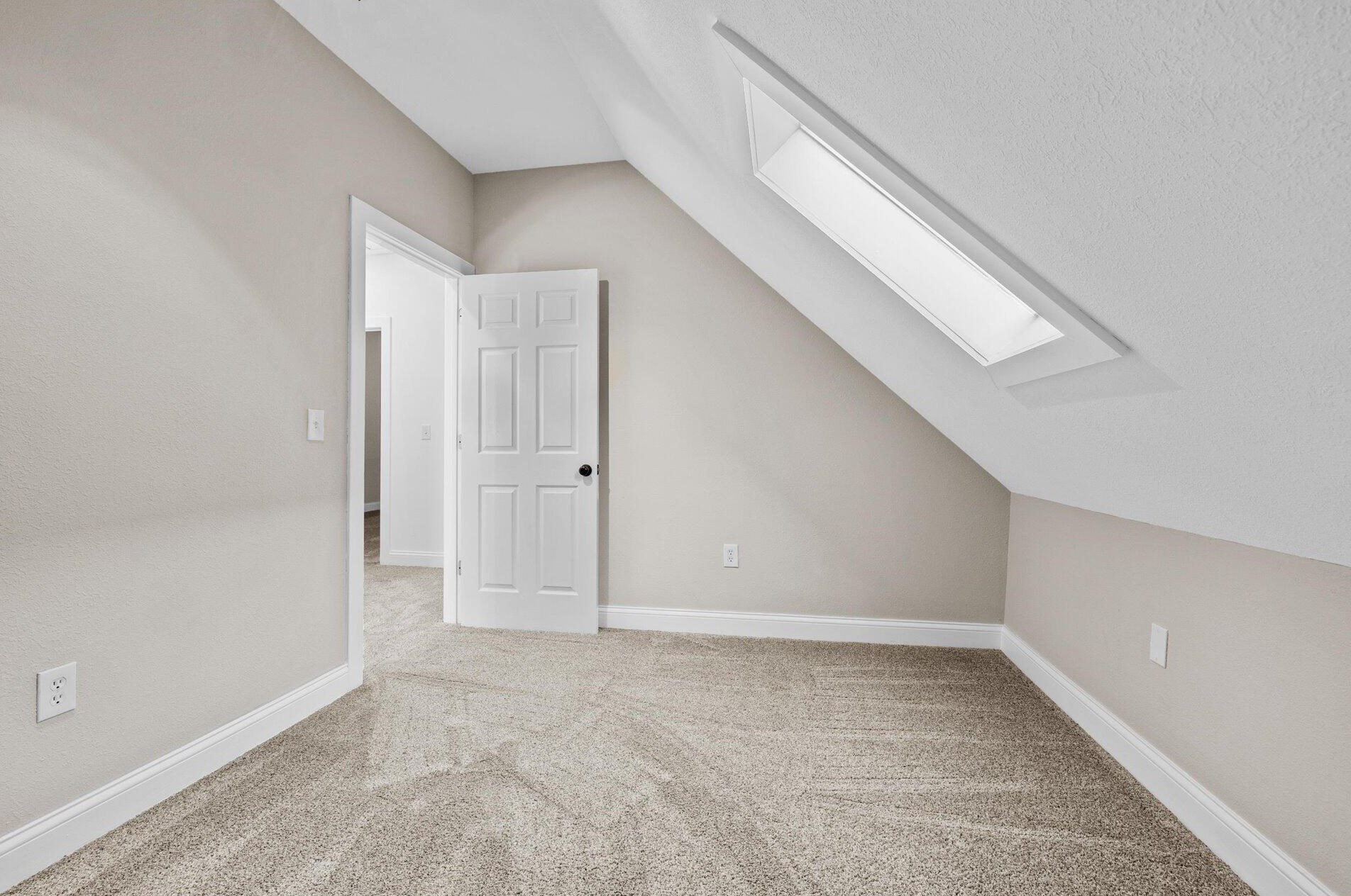 2953 11 St, Milwaukee WI 53215-3813 exterior