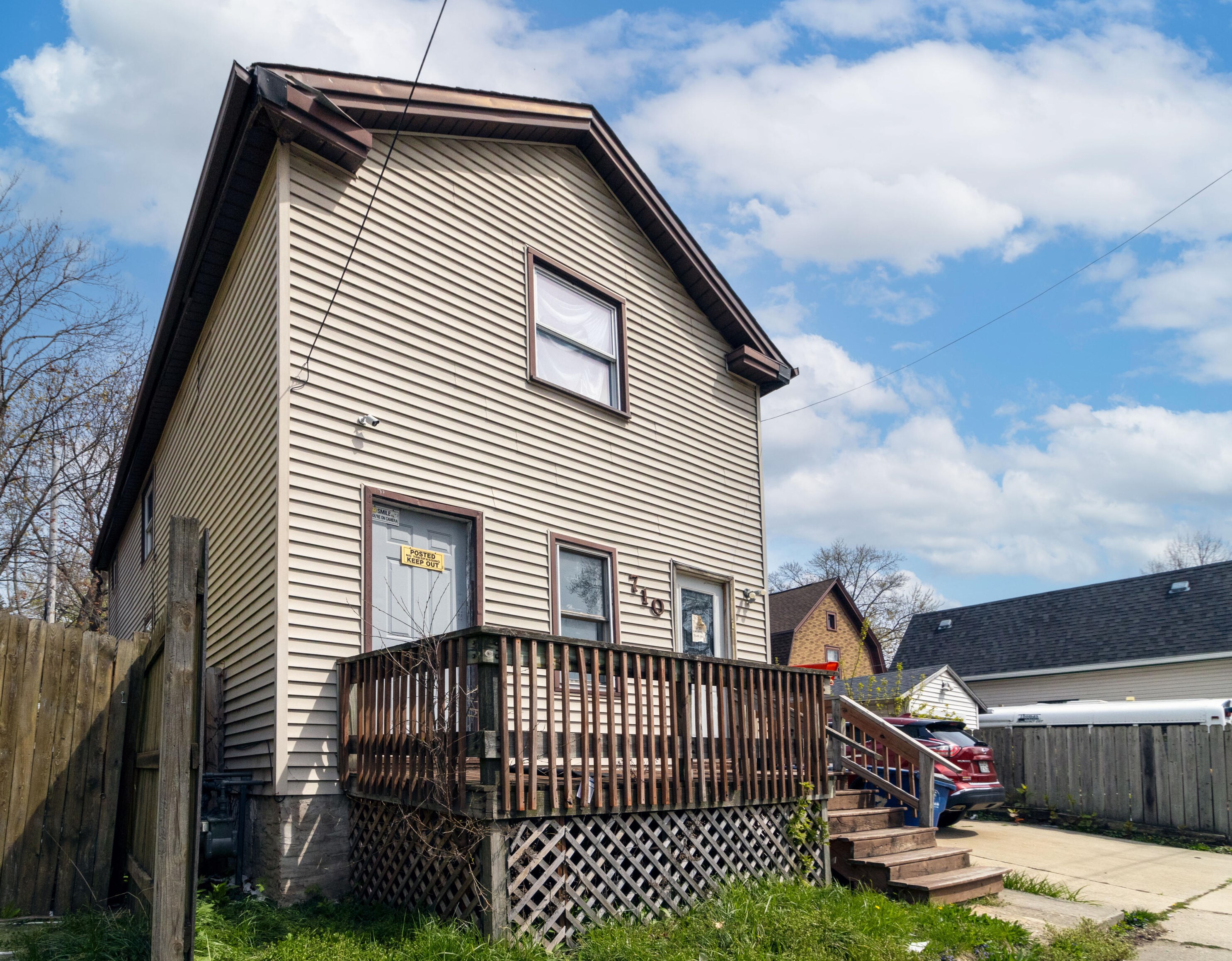 710 Kewaunee St, Racine, WI 53402-5037