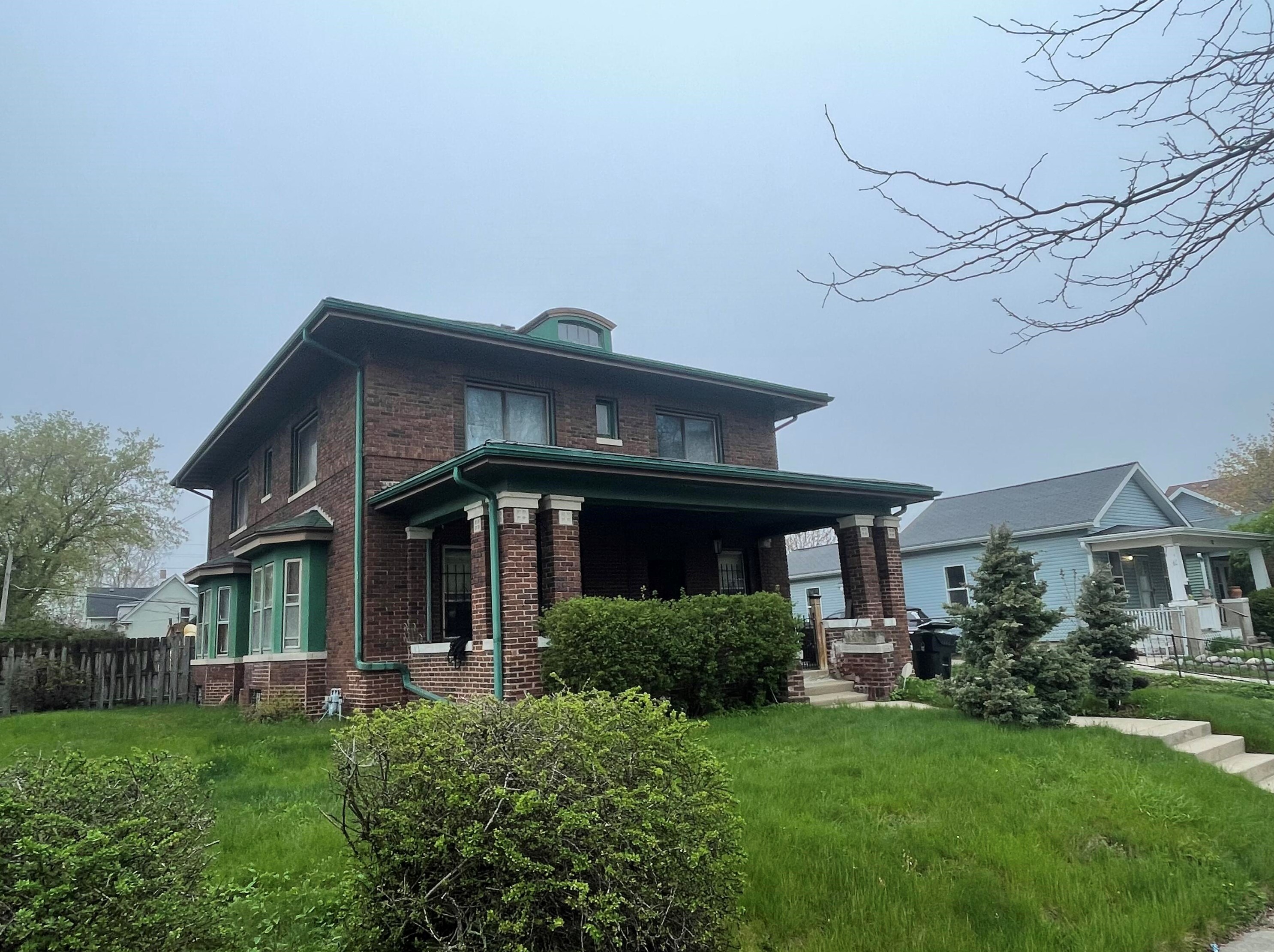 932 Lasalle St, Racine, WI 53404