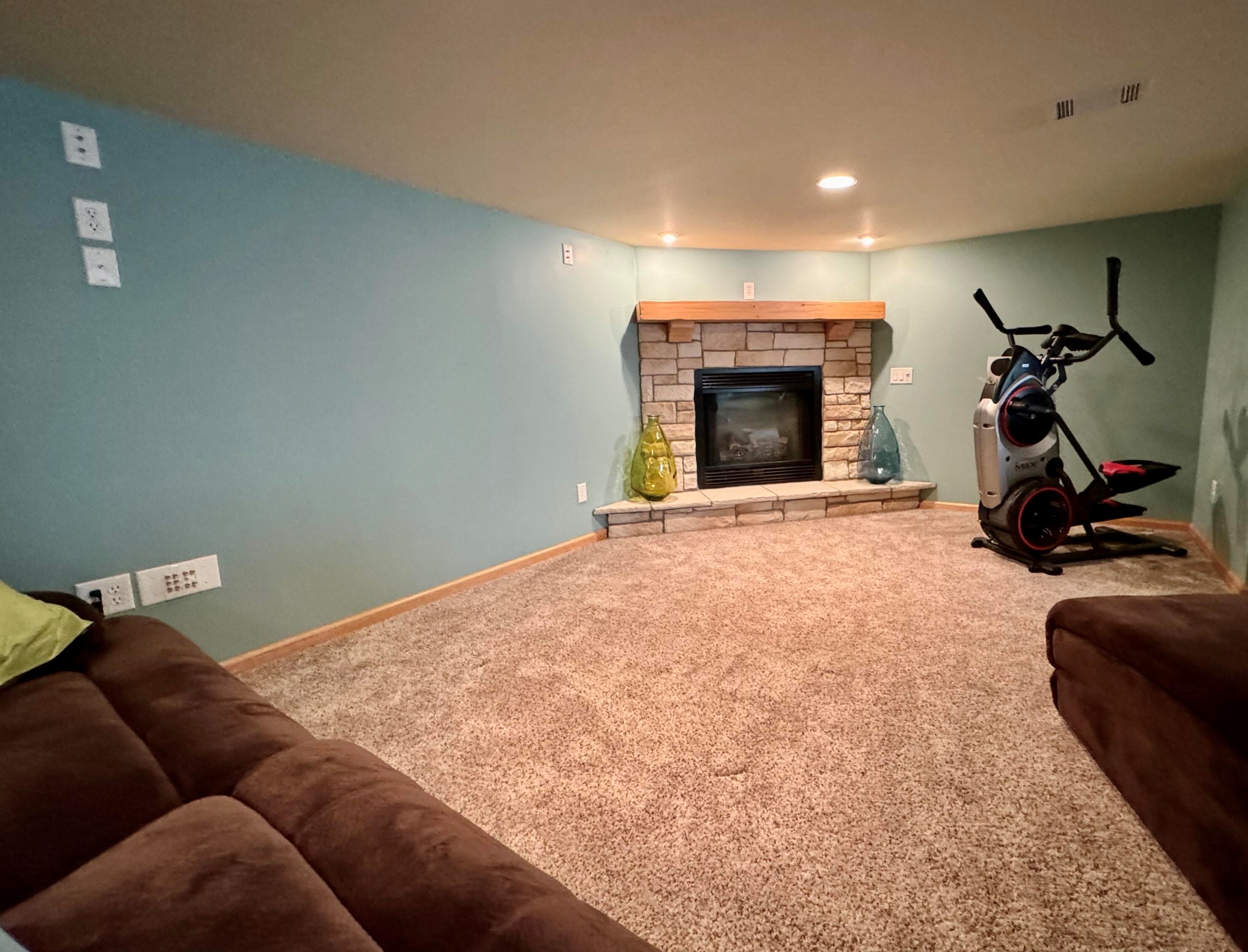 3234 57, Milwaukee WI 53219-4446 exterior