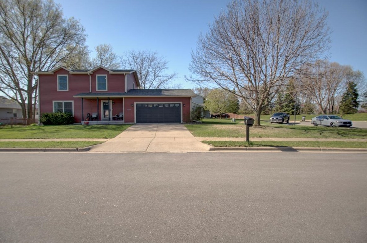 2730 Meadow Lark Ln, Holmen, WI 54636
