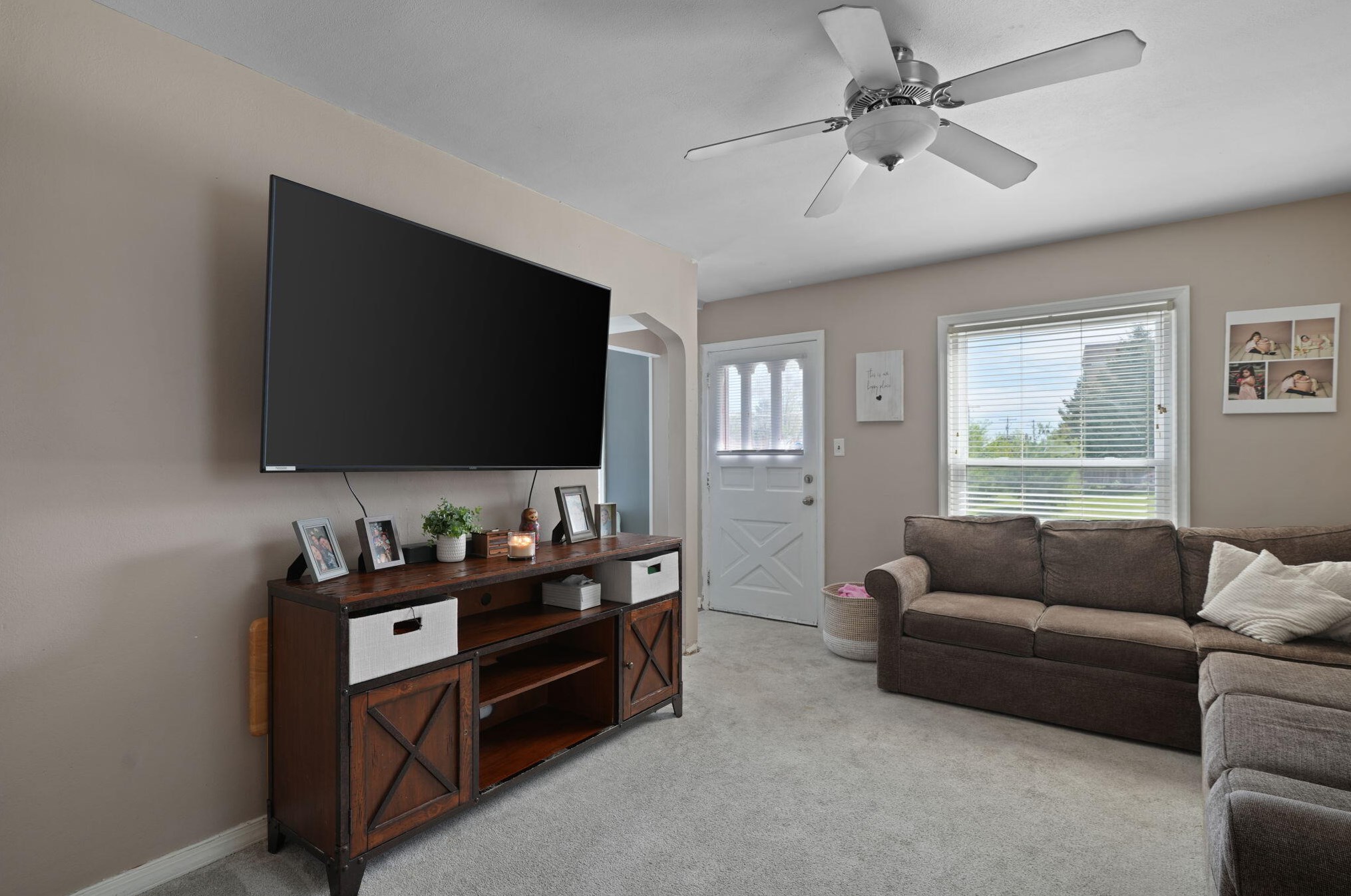 7300 40th Ave, Kenosha WI  53142-1938 exterior