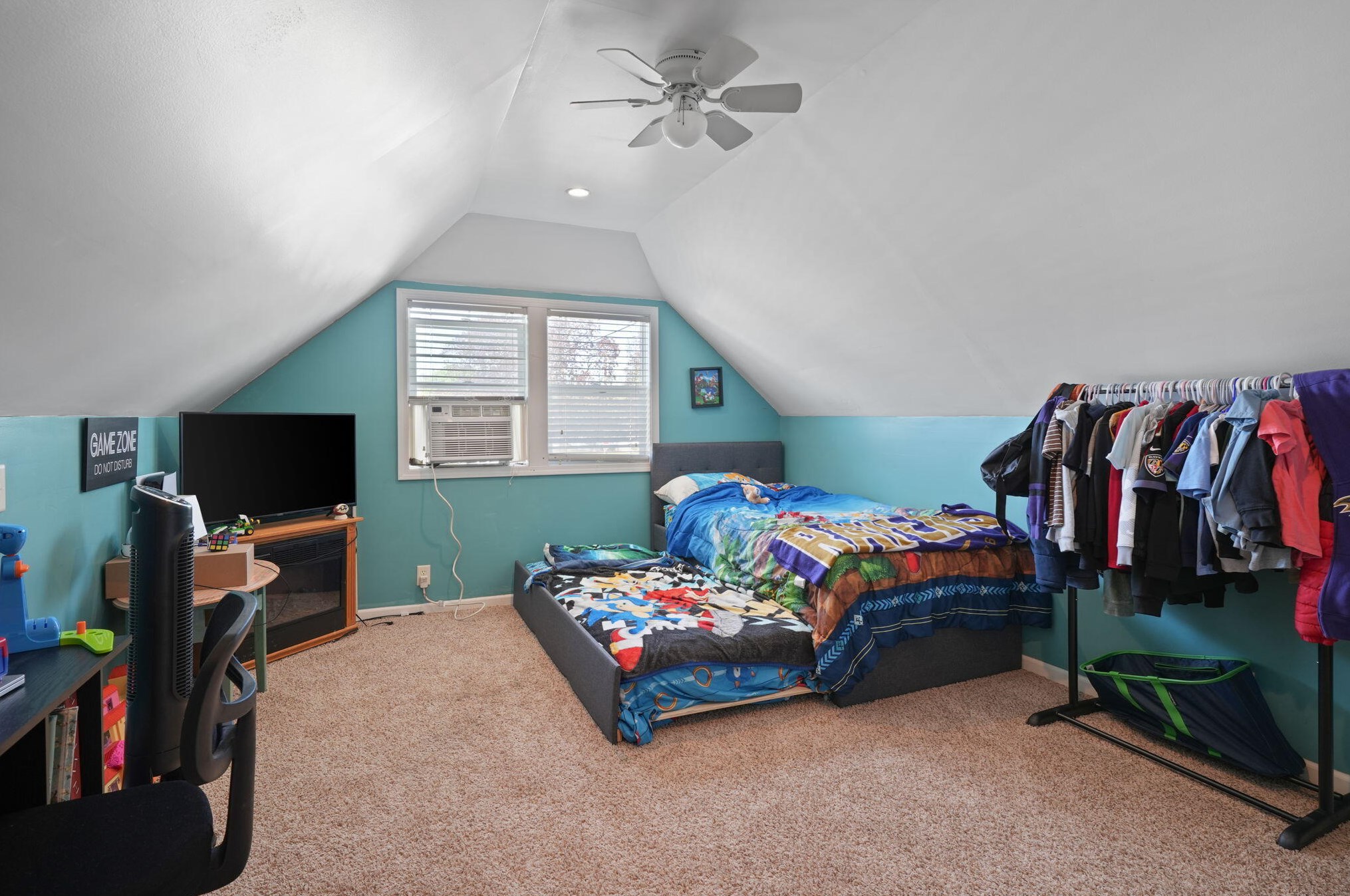 7300 40th Ave, Kenosha WI  53142-1938 exterior