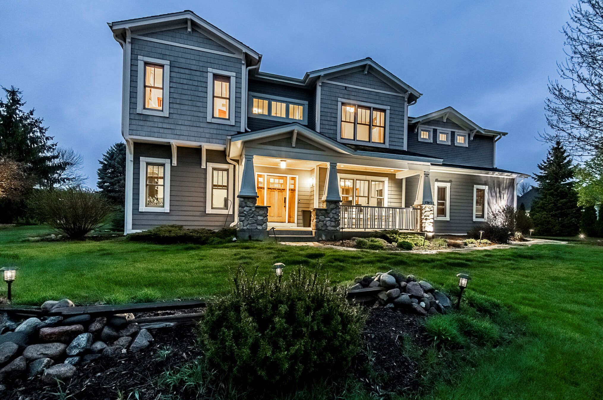 1740 River Lakes Rd, Oconomowoc, WI 53066-4866