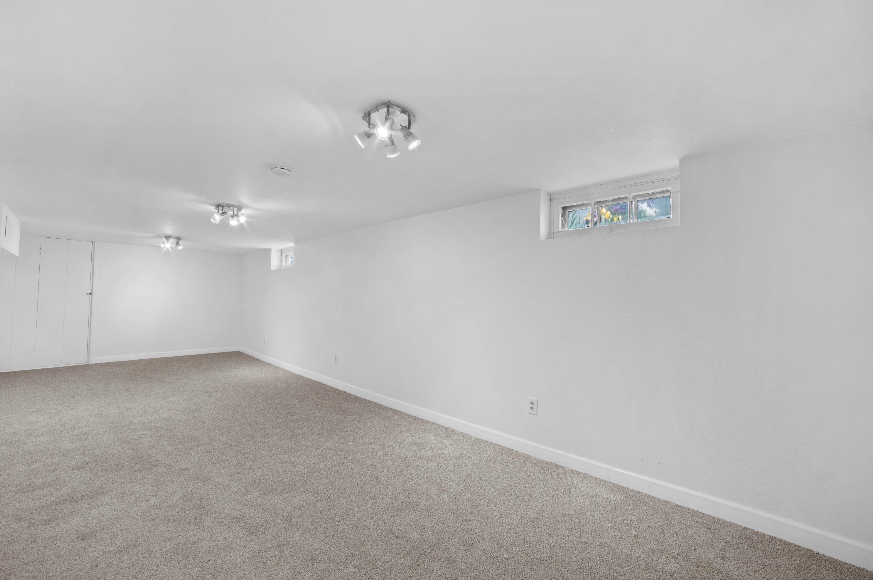 3229 88th St, Milwaukee WI  53222-3603 exterior