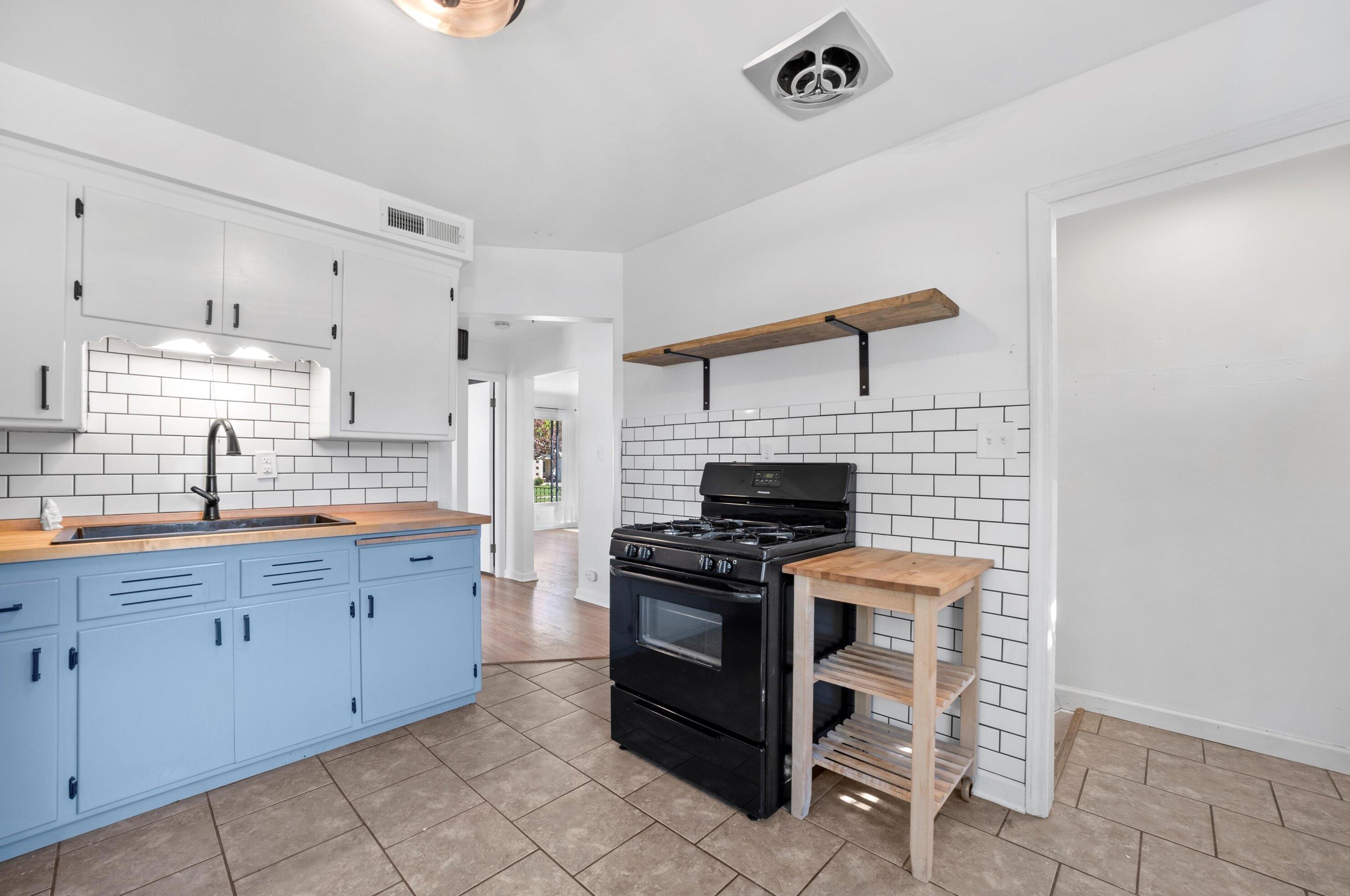 3229 88th St, Milwaukee WI  53222-3603 exterior