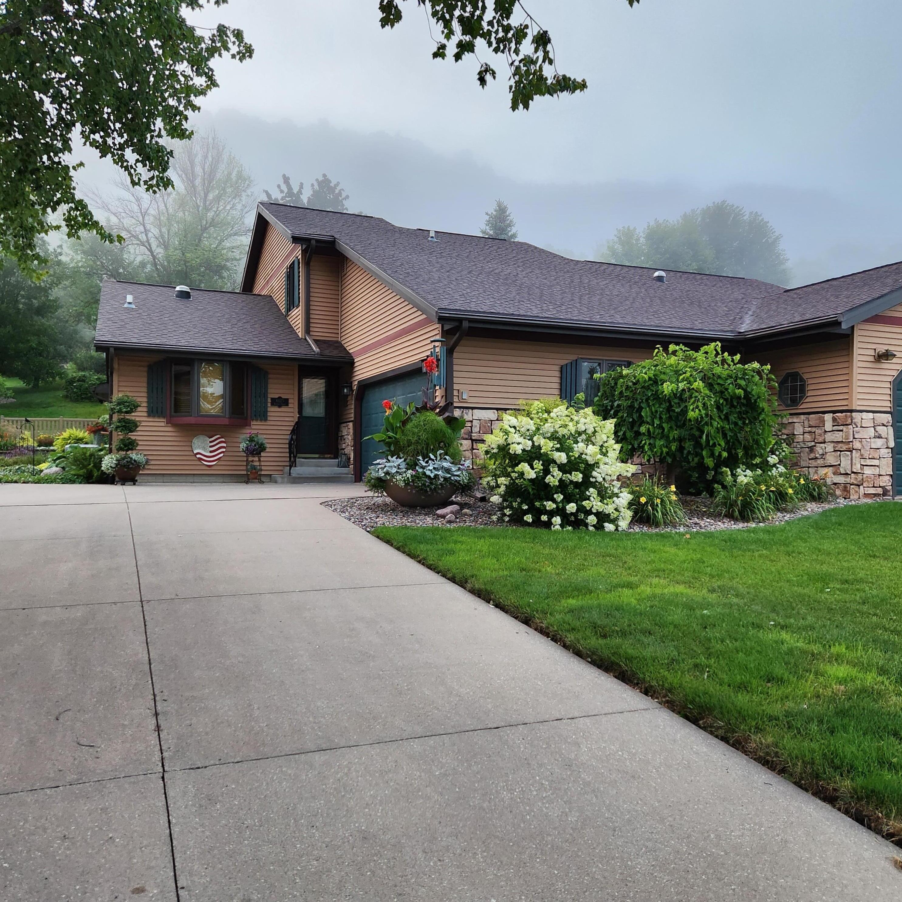 4625 Juniper St, La Crosse, WI 54601