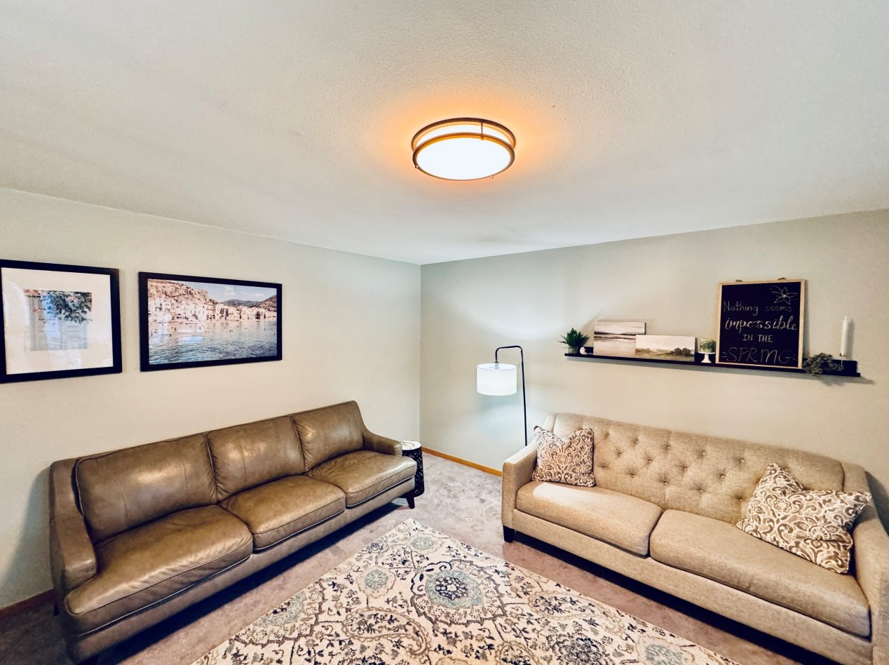 1112 Western Ave, Waukesha, WI 53188-2817