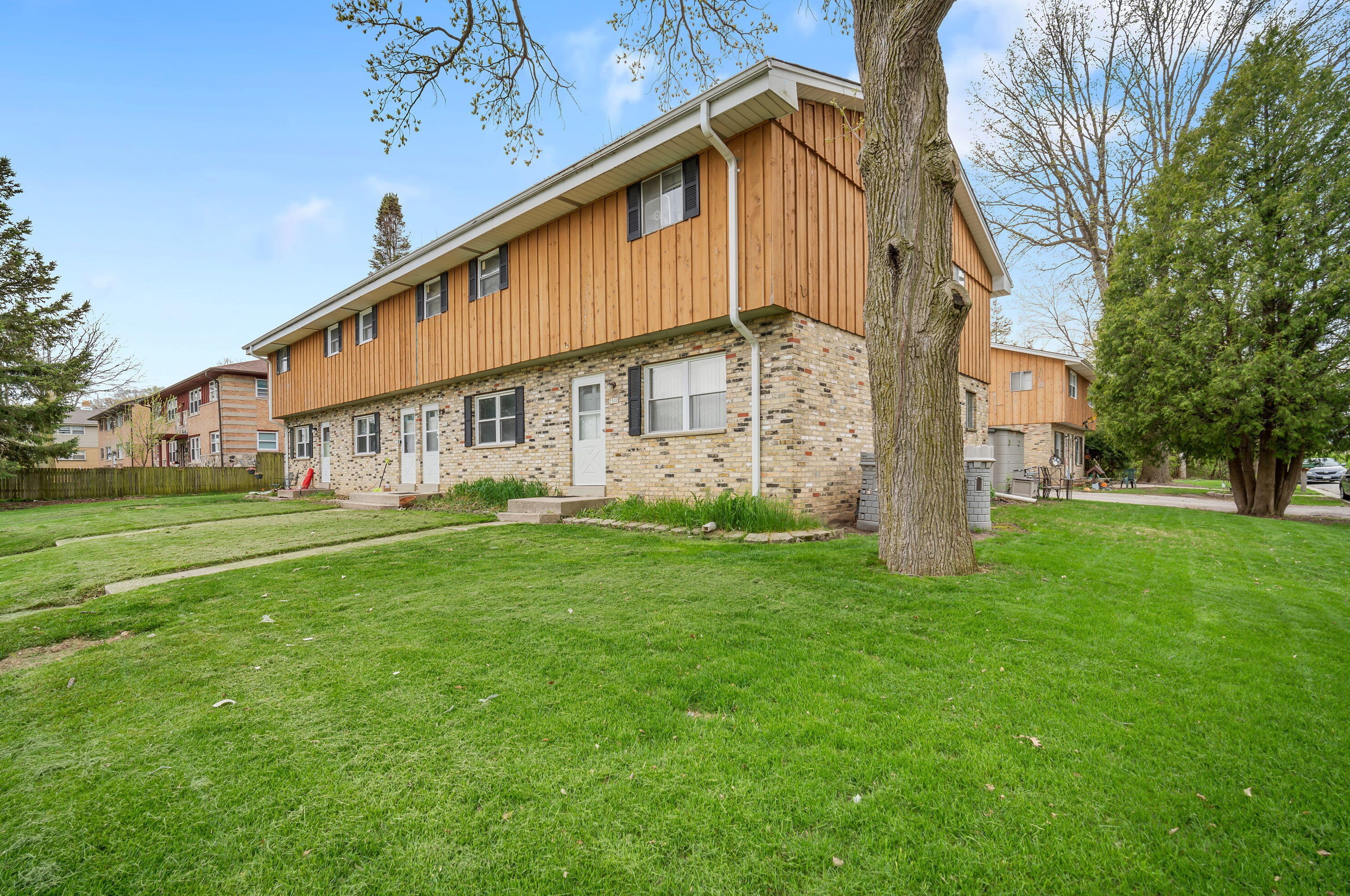 3500 9th Ave #3506, South Milwaukee, WI 53172