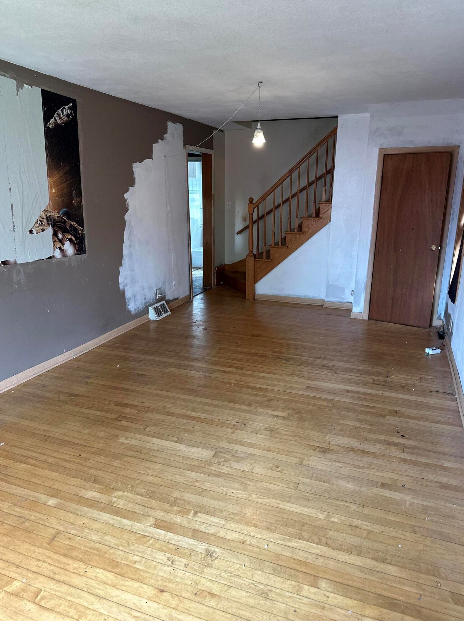 1538 North St, Racine, WI 53402