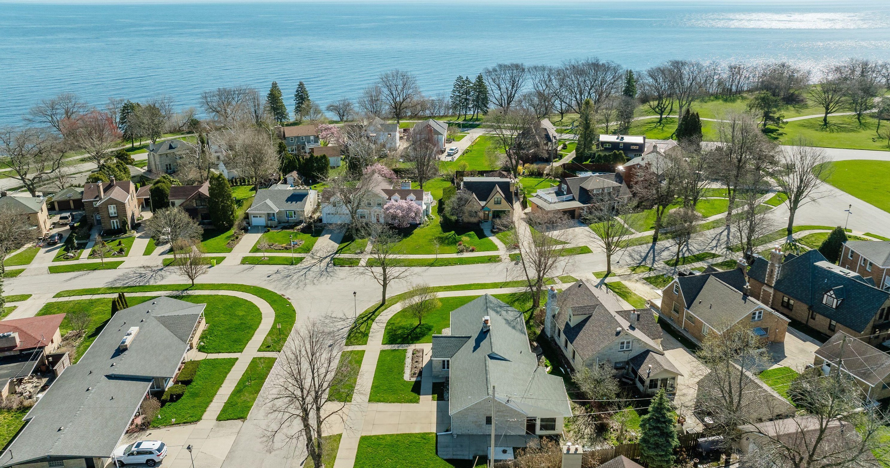4045 E Van Norman Ave, Cudahy, WI 53110