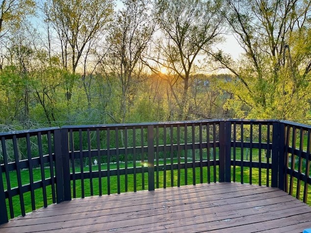 6175 River Trail Dr, Milwaukee WI  53225-1029 exterior