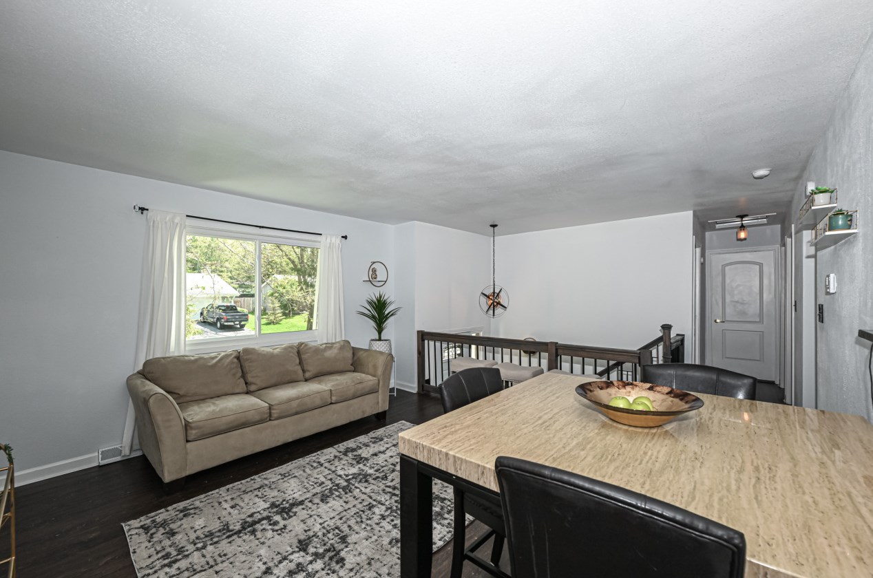 6175 River Trail Dr, Milwaukee WI  53225-1029 exterior