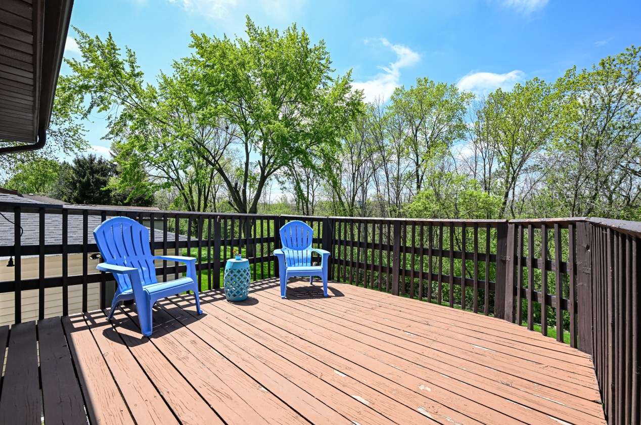 6175 River Trail Dr, Milwaukee WI  53225-1029 exterior