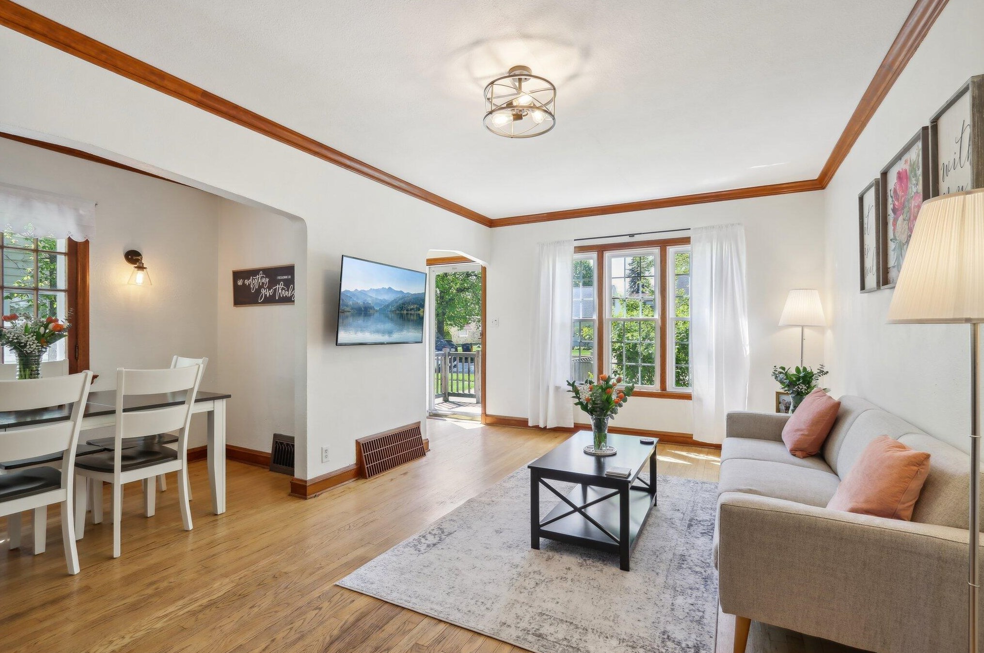 7920 Eagle St, Milwaukee WI 53213-1117 exterior