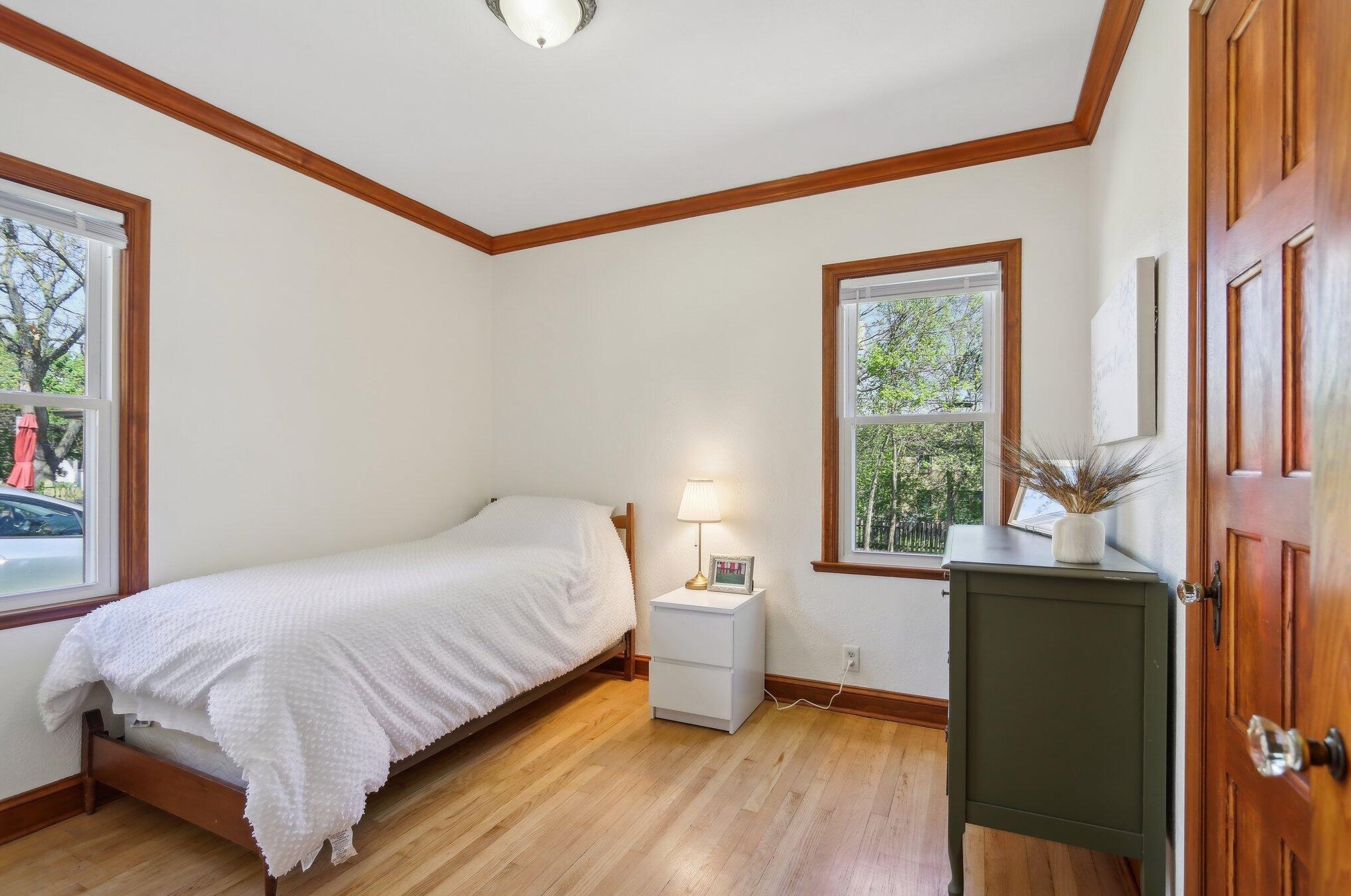 7920 Eagle St, Milwaukee WI 53213-1117 exterior