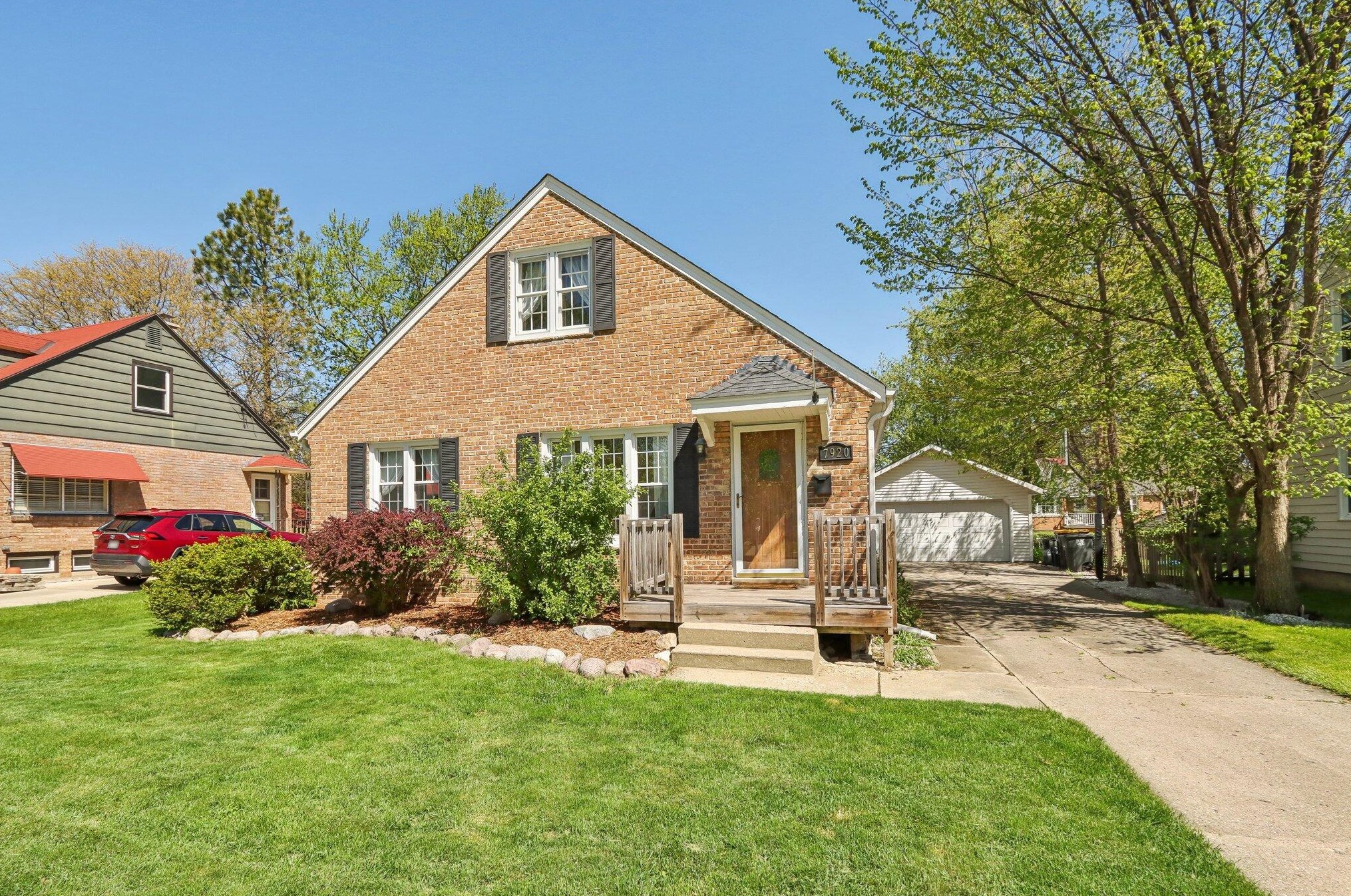 7920 Eagle St, Milwaukee, WI 53213-1151