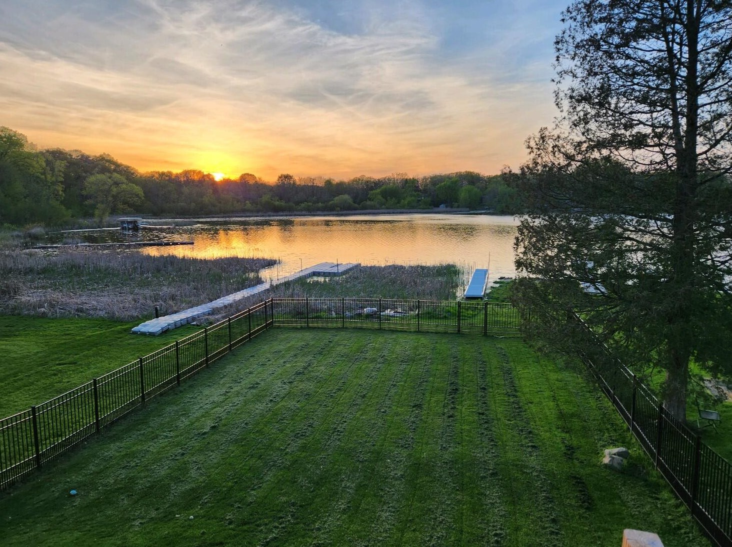 27436 Long Lake Rd, Waterford, WI 53185
