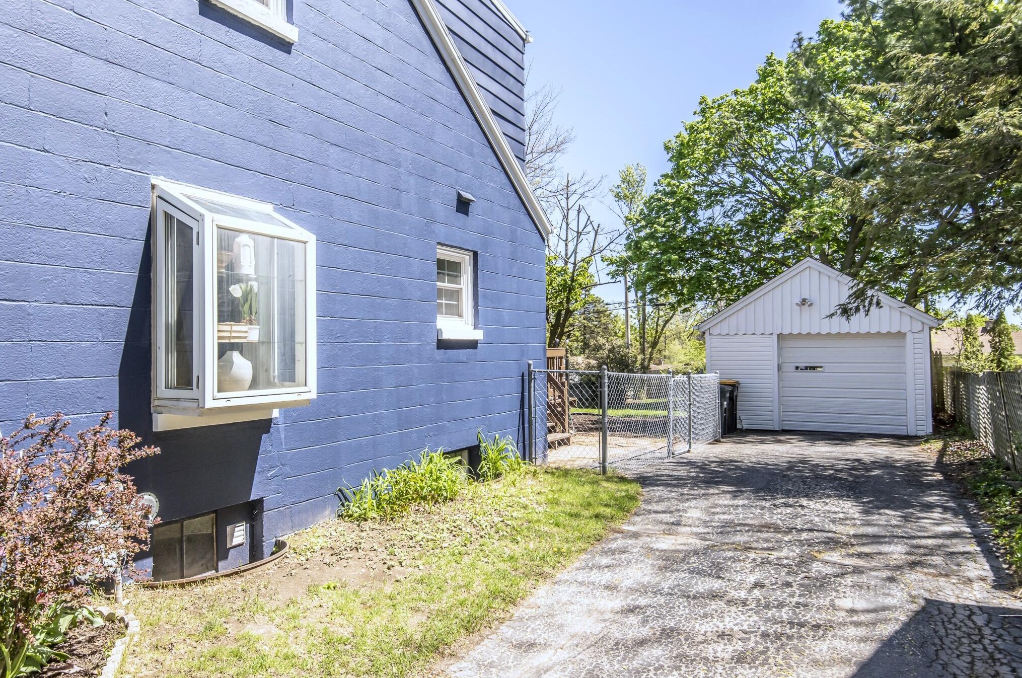 616 112, Milwaukee WI 53226-3700 exterior