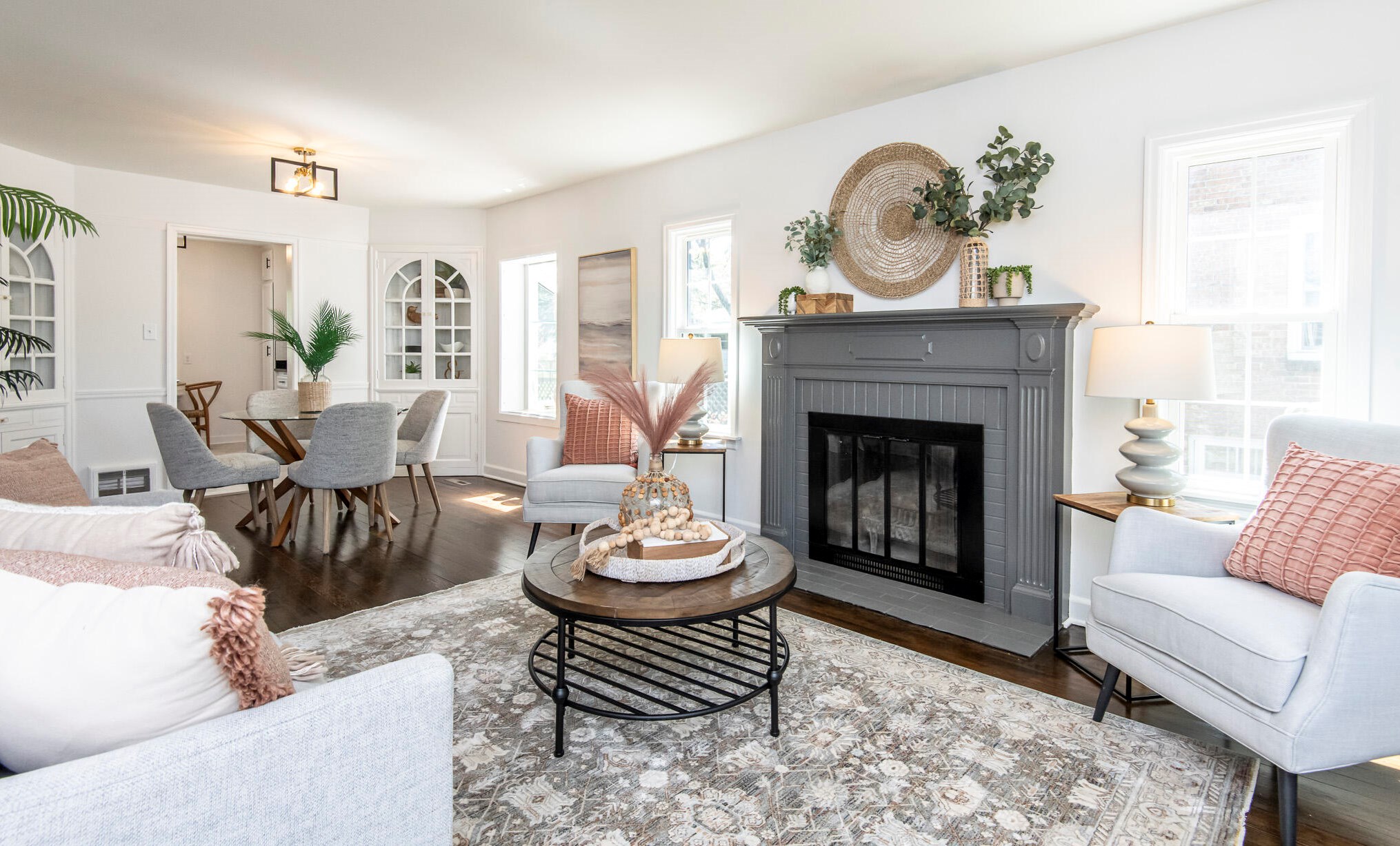 616 112, Milwaukee WI 53226-3700 exterior