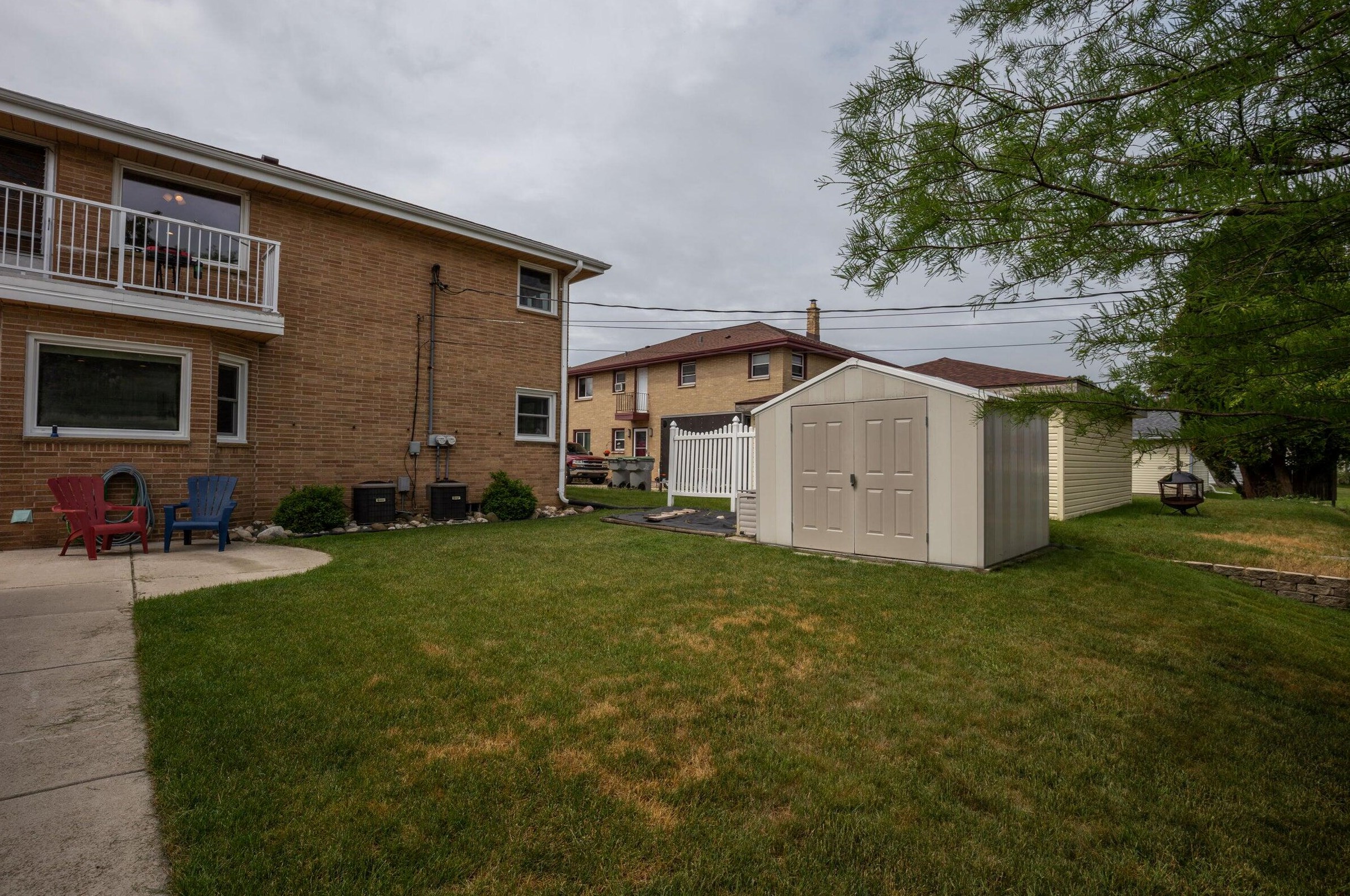 7200 Tripoli Ave, Milwaukee WI 53220-1716 exterior