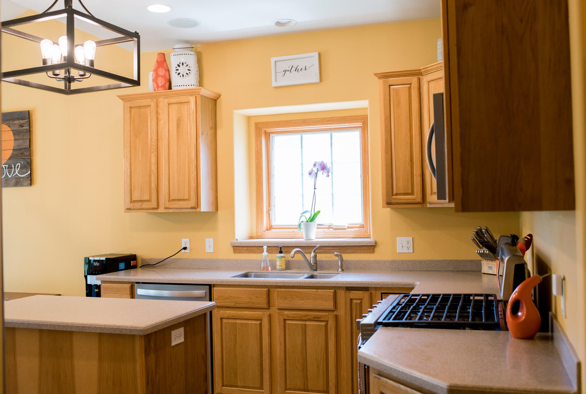 1233 Greystone Dr, Plymouth WI 53073-4571 exterior