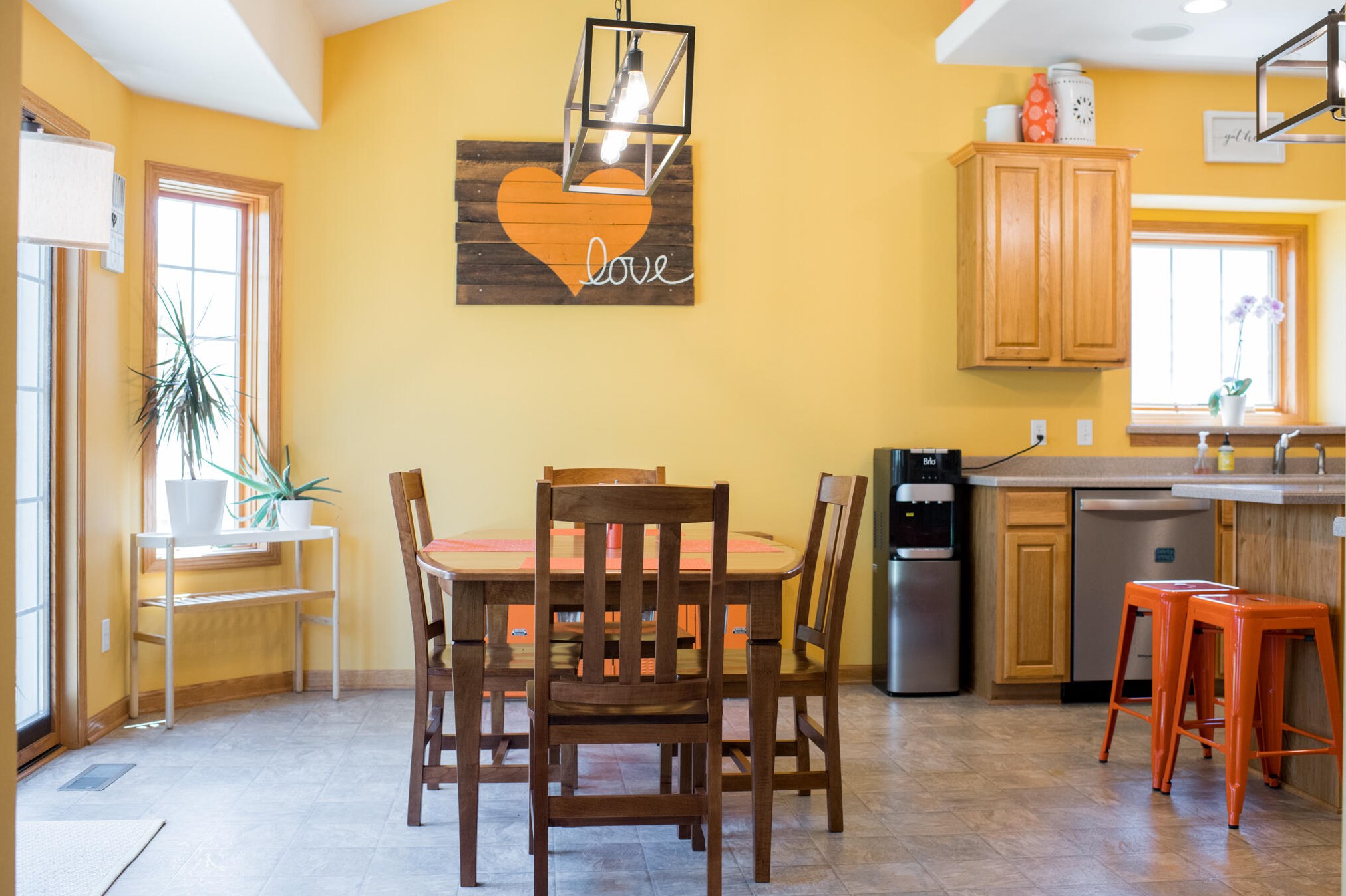 1233 Greystone Dr, Plymouth WI 53073-4571 exterior