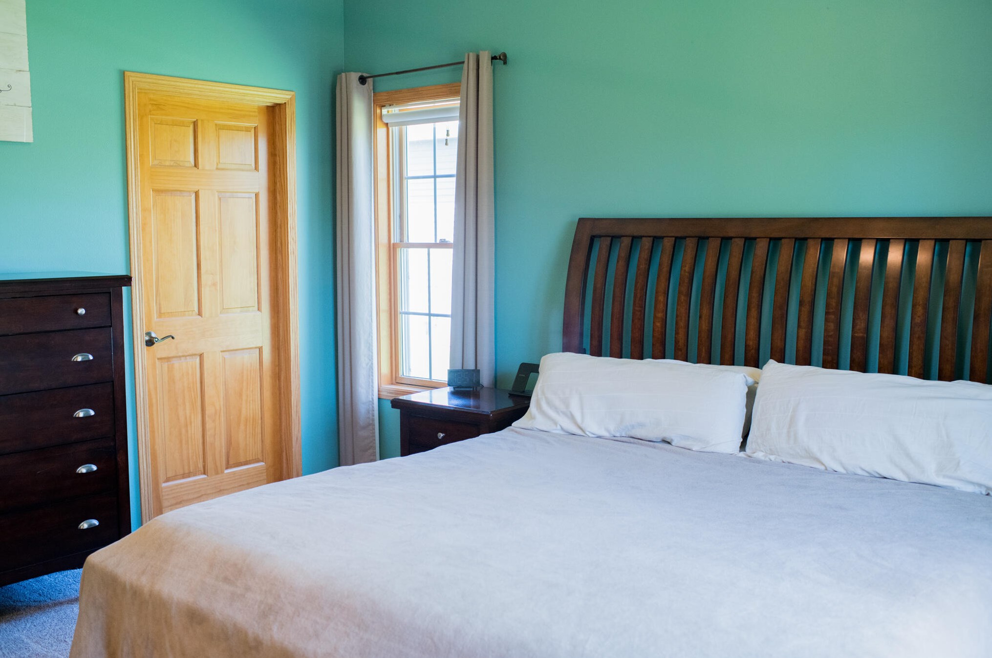 1233 Greystone Dr, Plymouth WI 53073-4571 exterior