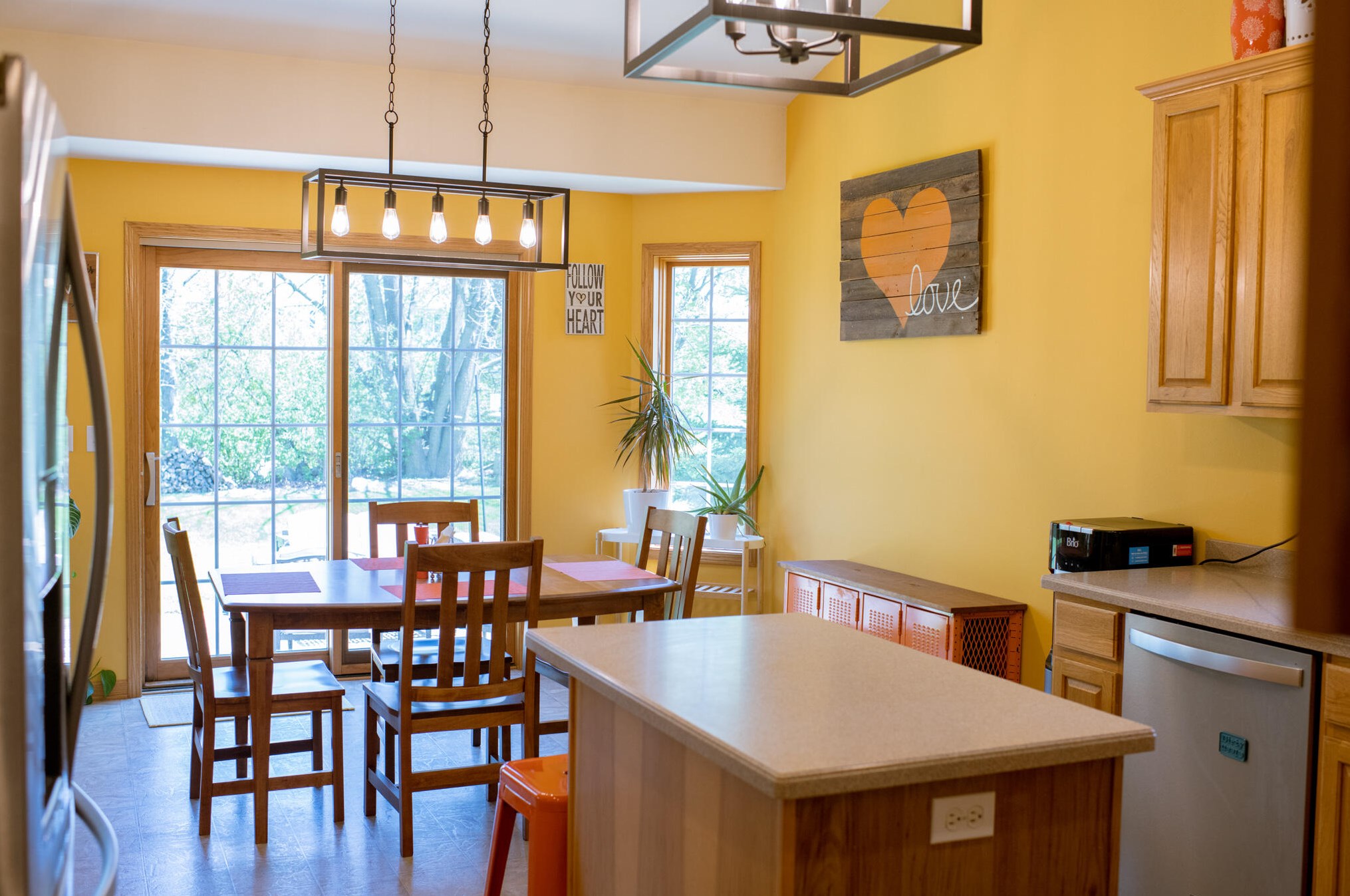 1233 Greystone Dr, Plymouth WI 53073-4571 exterior