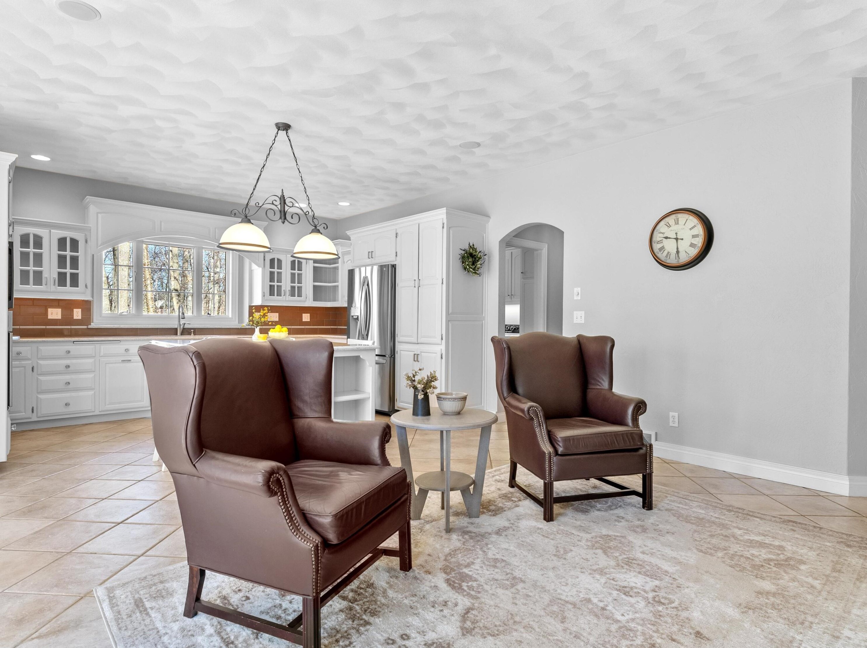 601 Woodridge Dr, Manitowoc WI 54220-9045 exterior