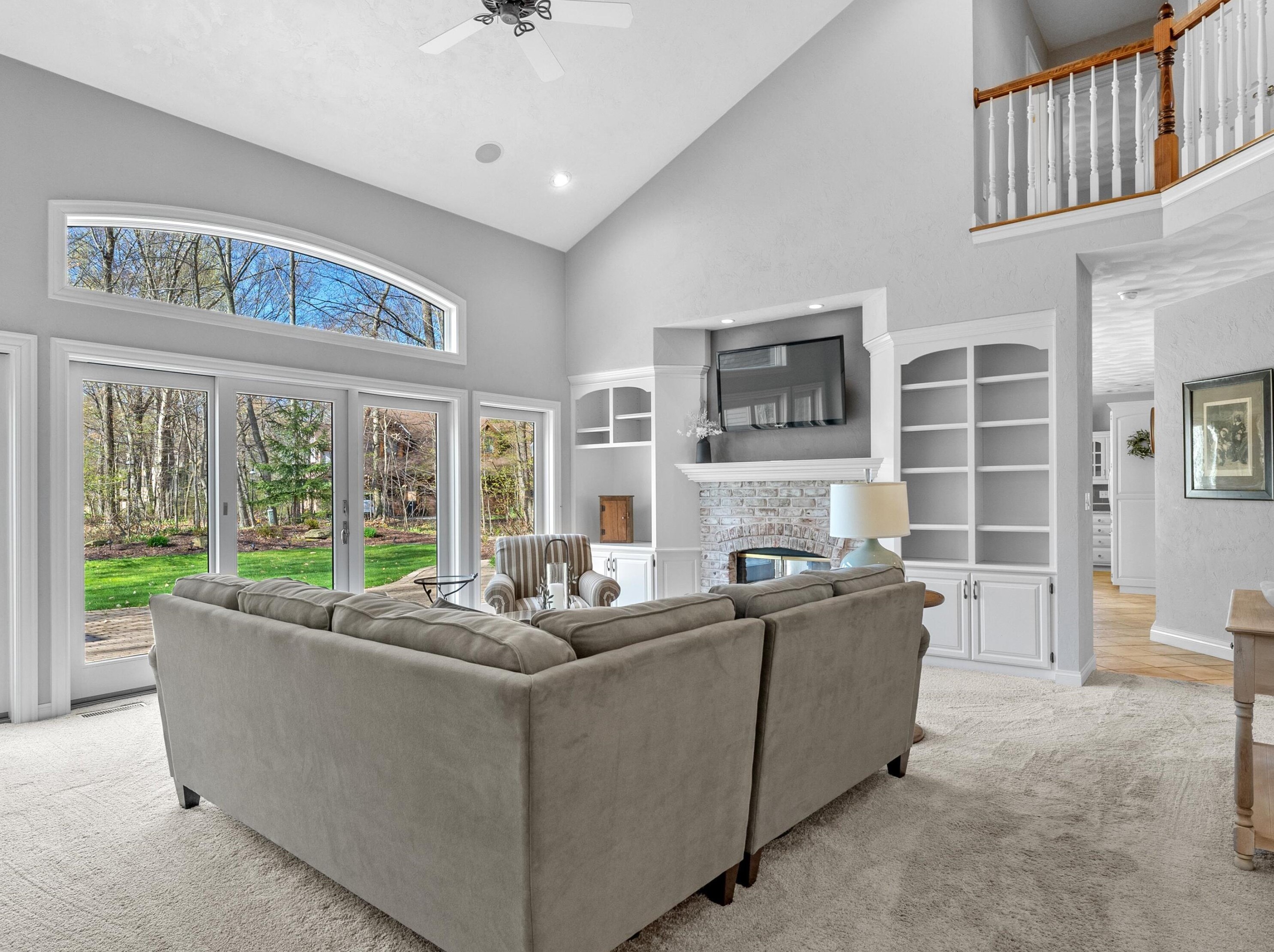 601 Woodridge Dr, Manitowoc WI 54220-9045 exterior