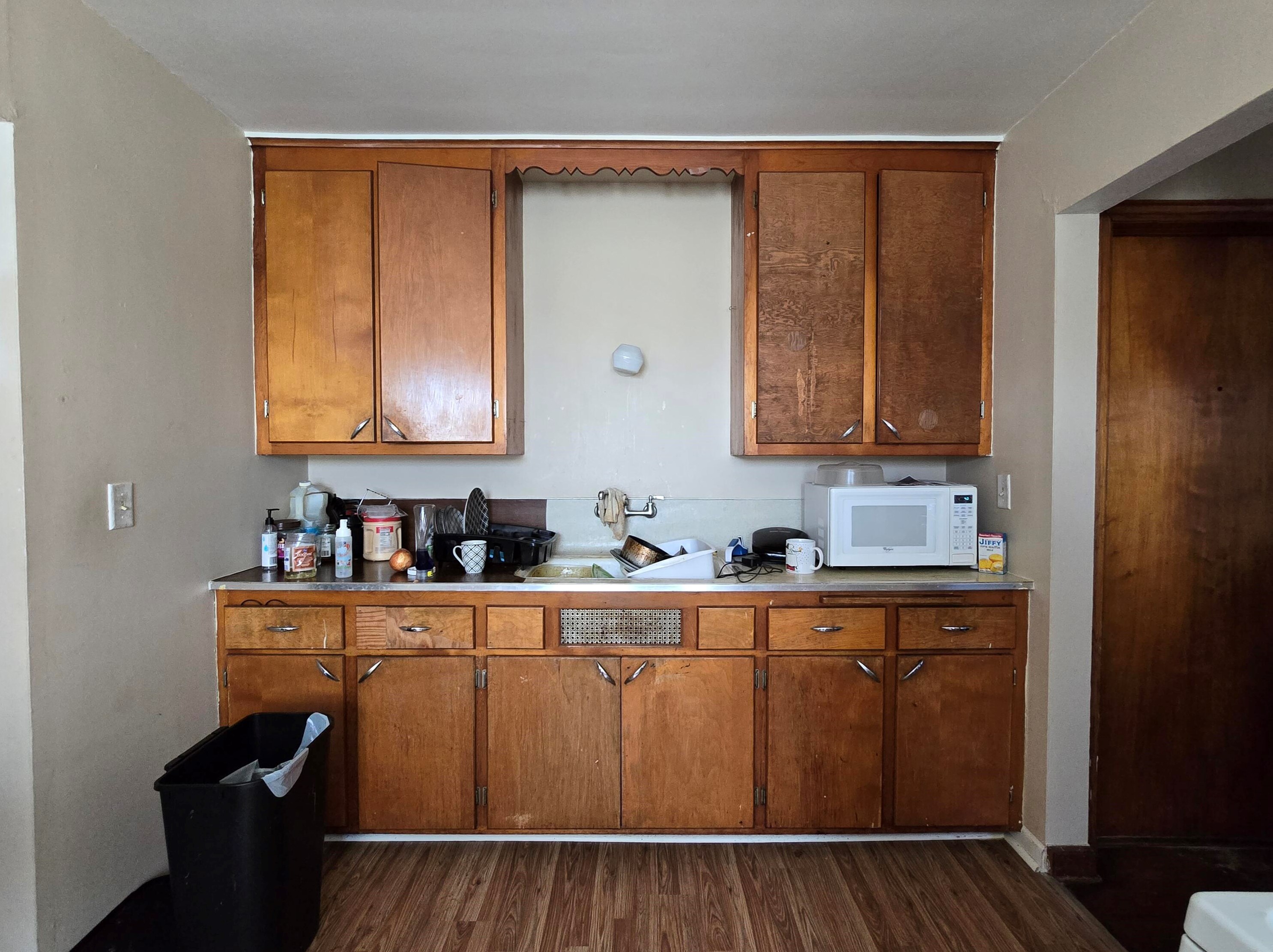 5501 Greenfield Ave, Milwaukee, WI 53214-5233