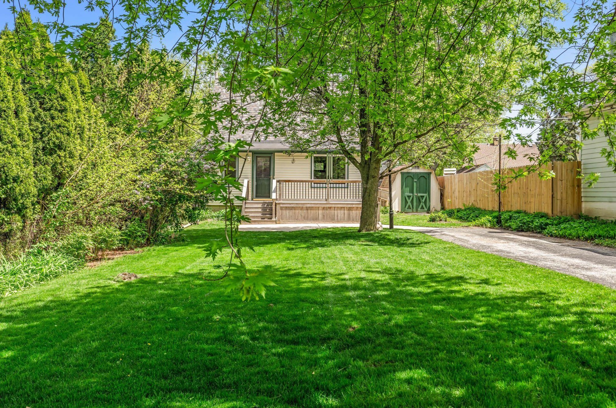 1114 88, Milwaukee WI 53214-2930 exterior