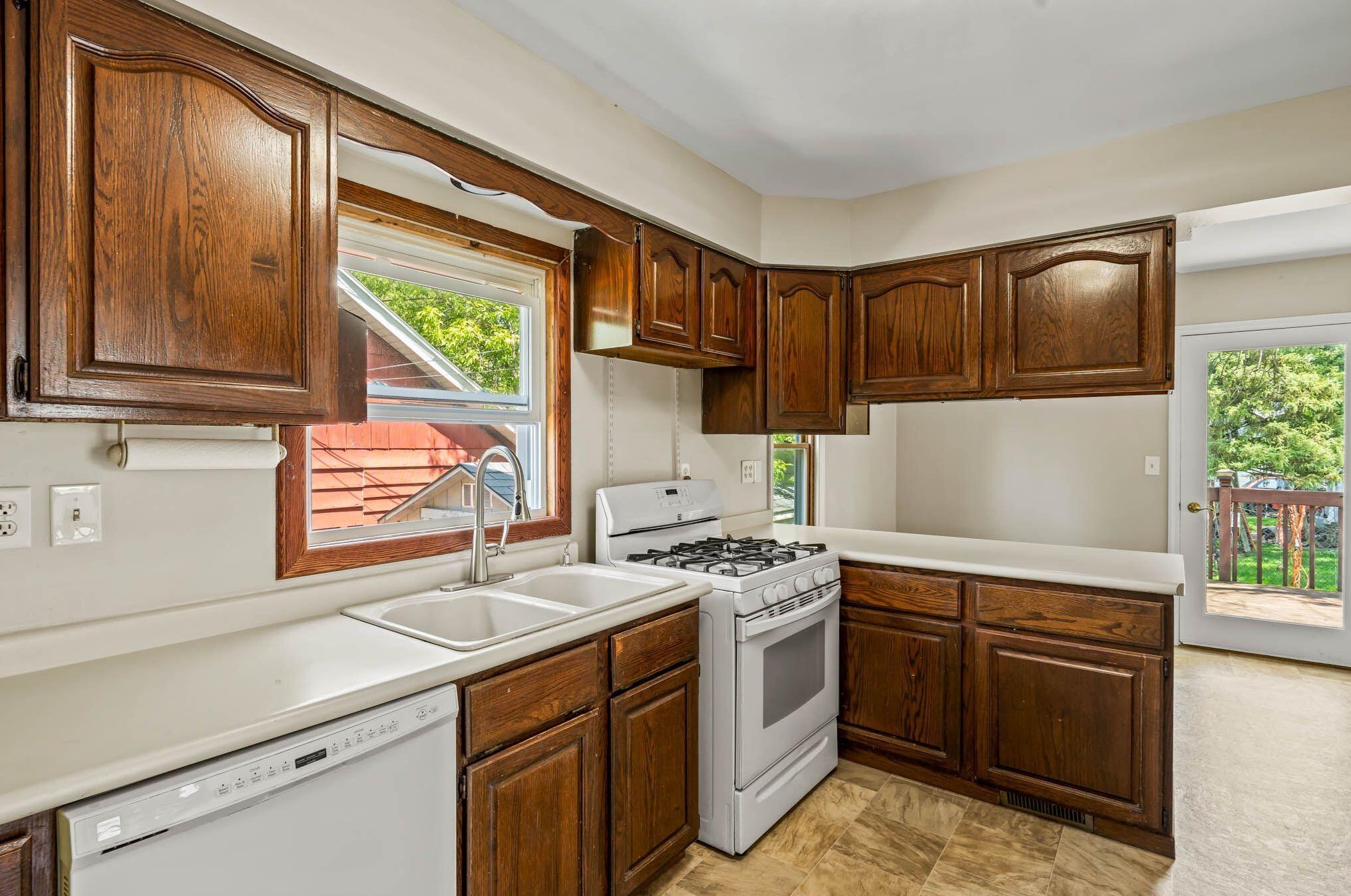 1114 88, Milwaukee WI 53214-2930 exterior