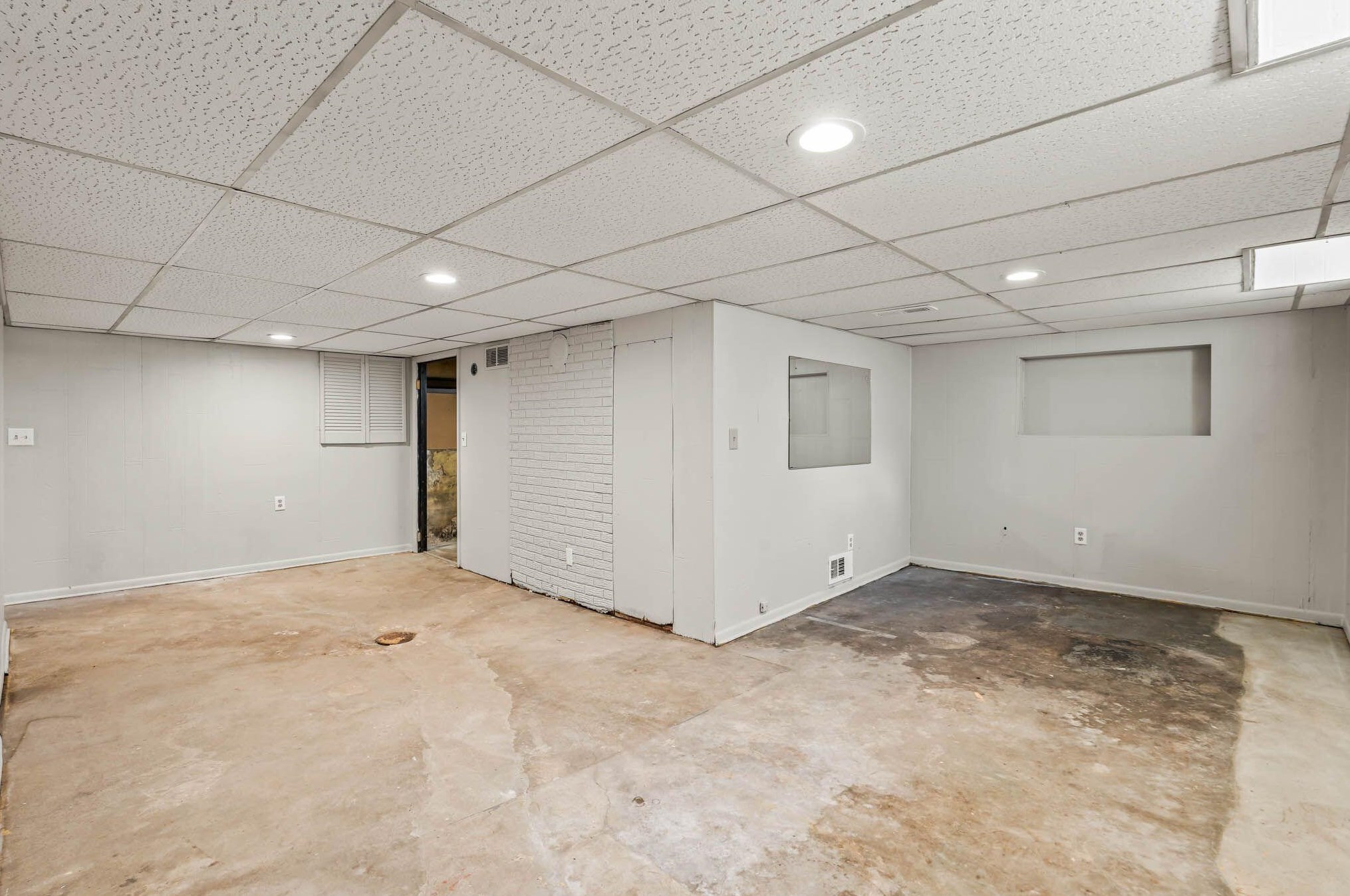 1114 88, Milwaukee WI 53214-2930 exterior