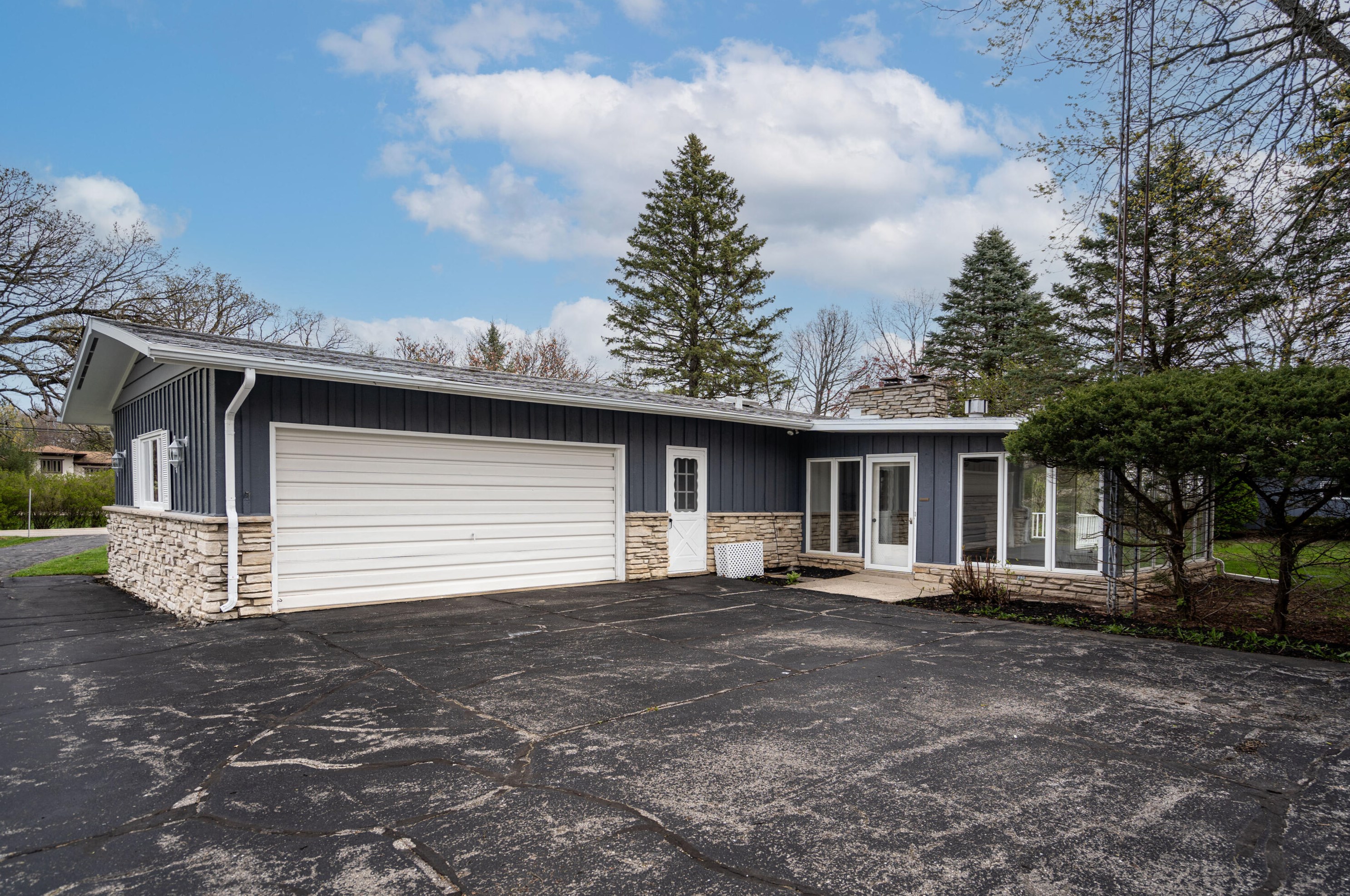 4417 116 St, Kenosha WI 53158-3600 exterior