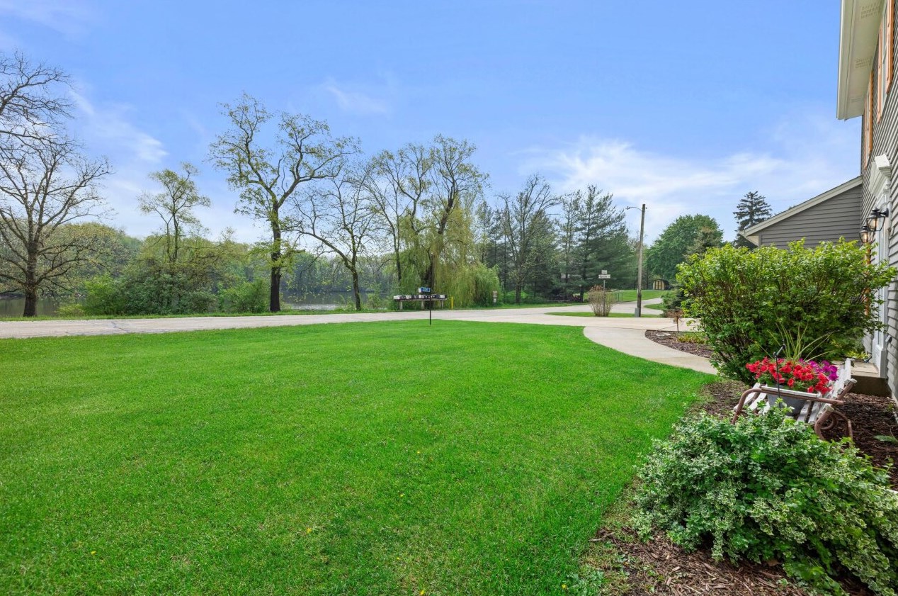 304 Shervin Dr, Lyons, WI 53105-9628