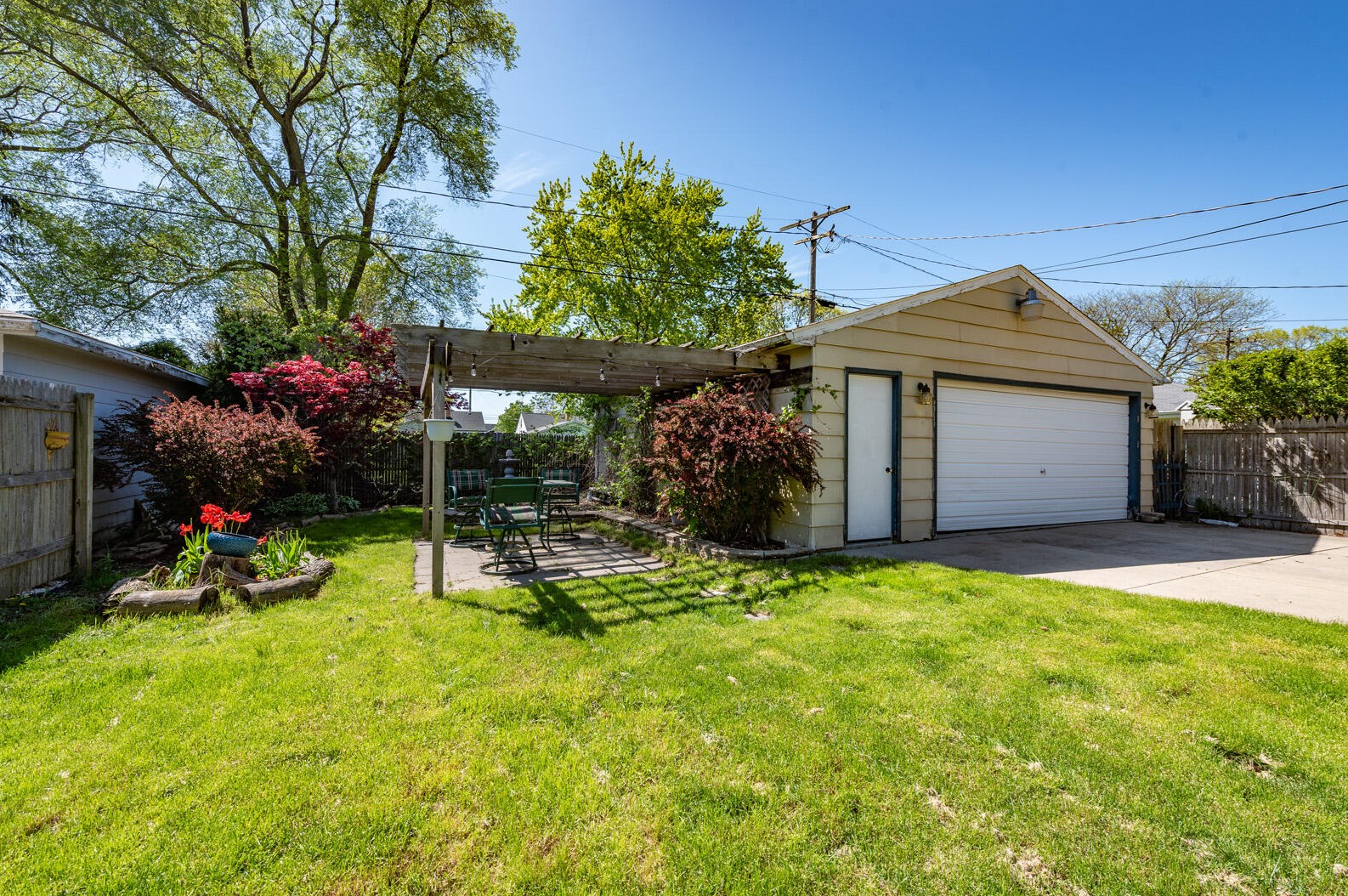 7716 29th Ave, Kenosha, WI 53143