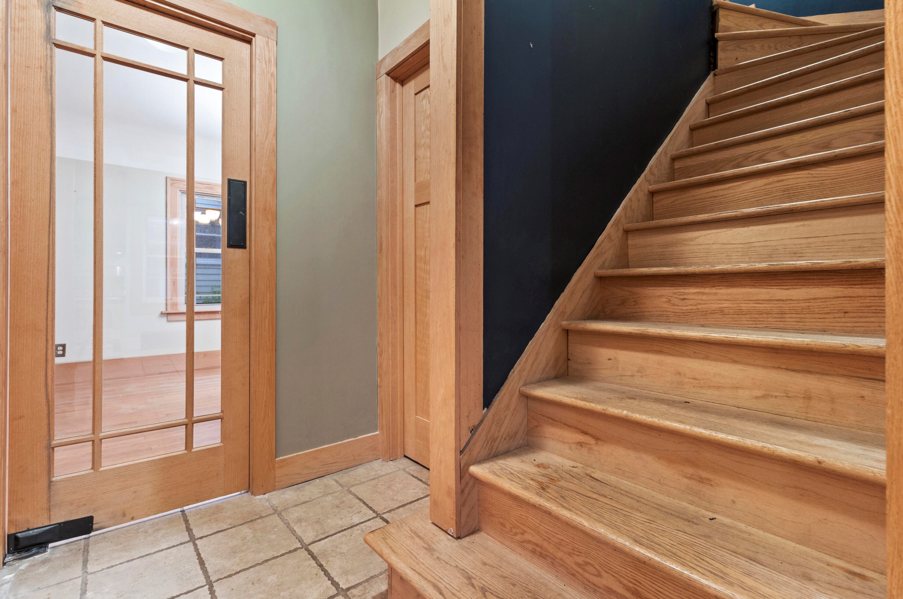 3491 Maryland Ave, Milwaukee WI 53211-3751 exterior