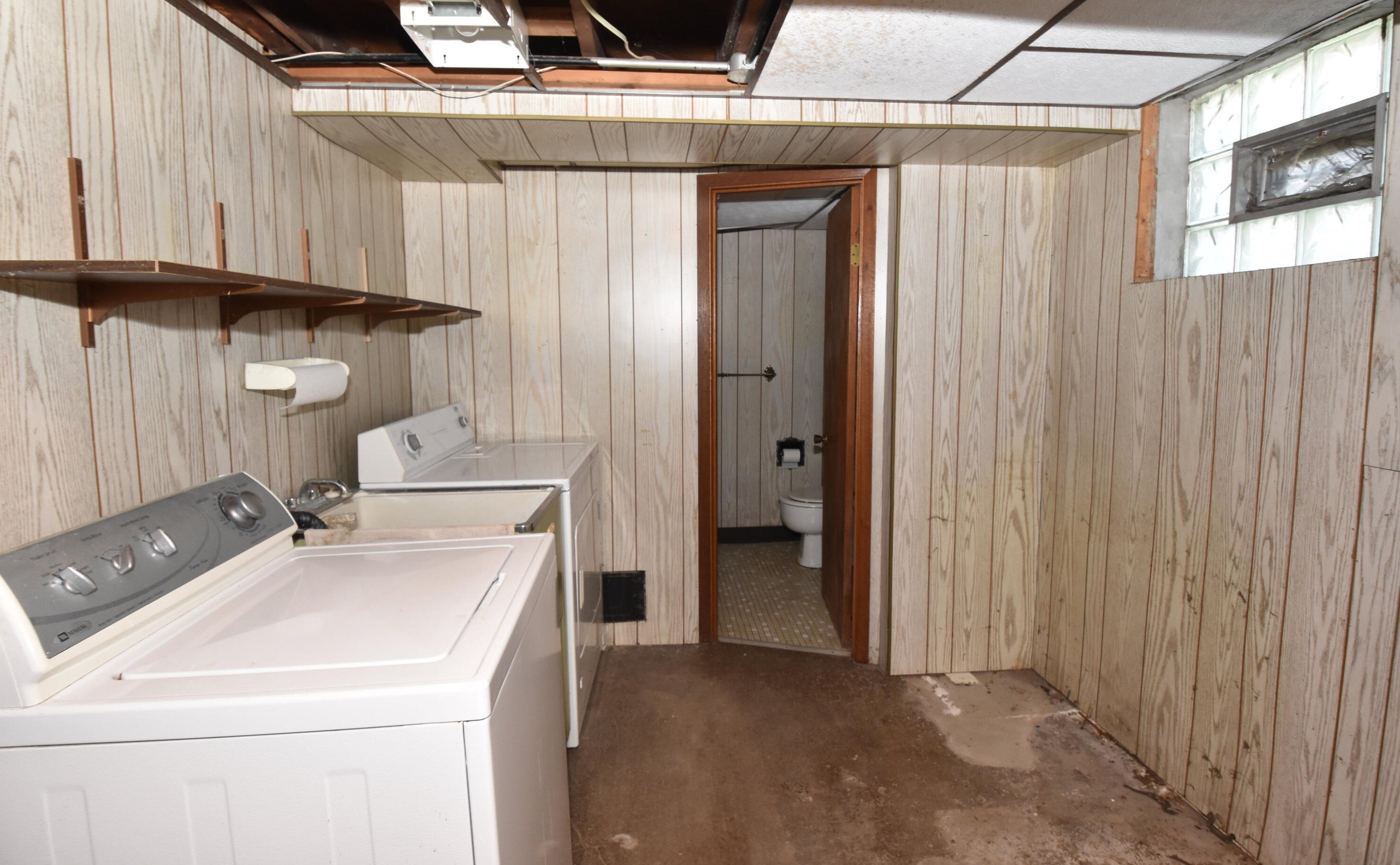 8428 Becher St, Milwaukee WI 53215-2558 exterior