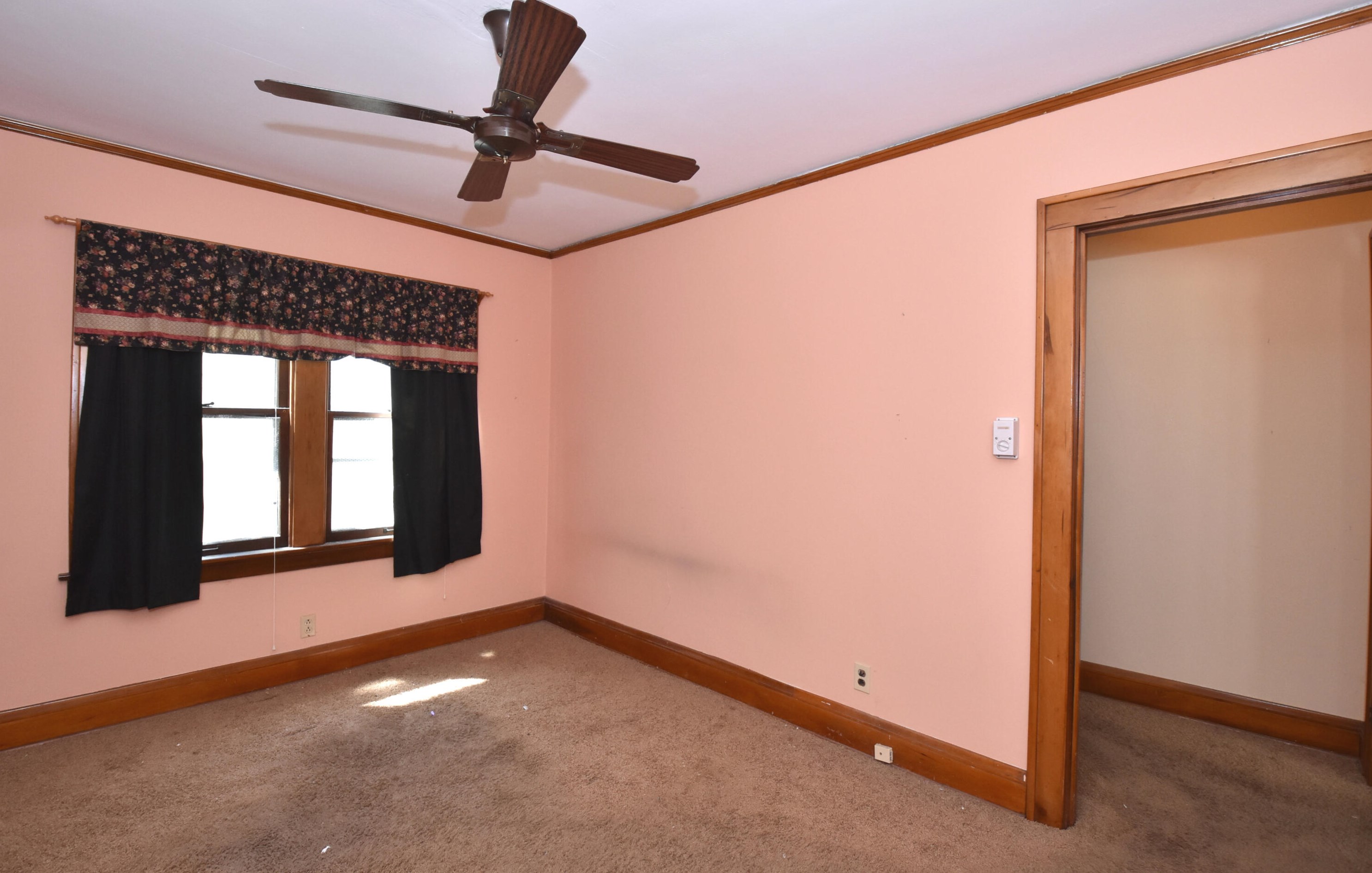 8428 Becher St, Milwaukee WI 53215-2558 exterior