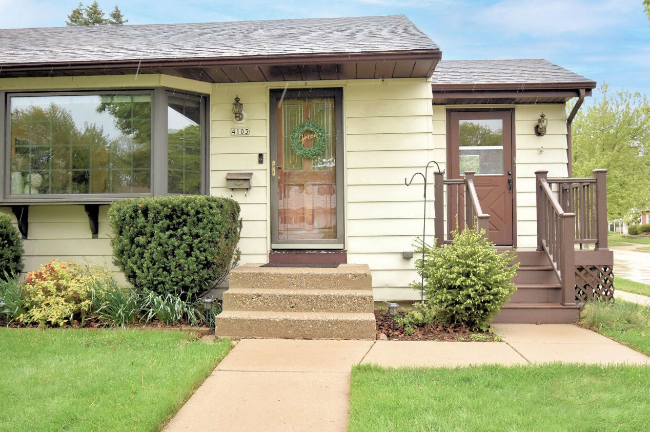 4103 Lipton Ave, Milwaukee WI  53235-5535 exterior