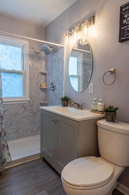 5680 60th St, Milwaukee WI  53218-2428 exterior